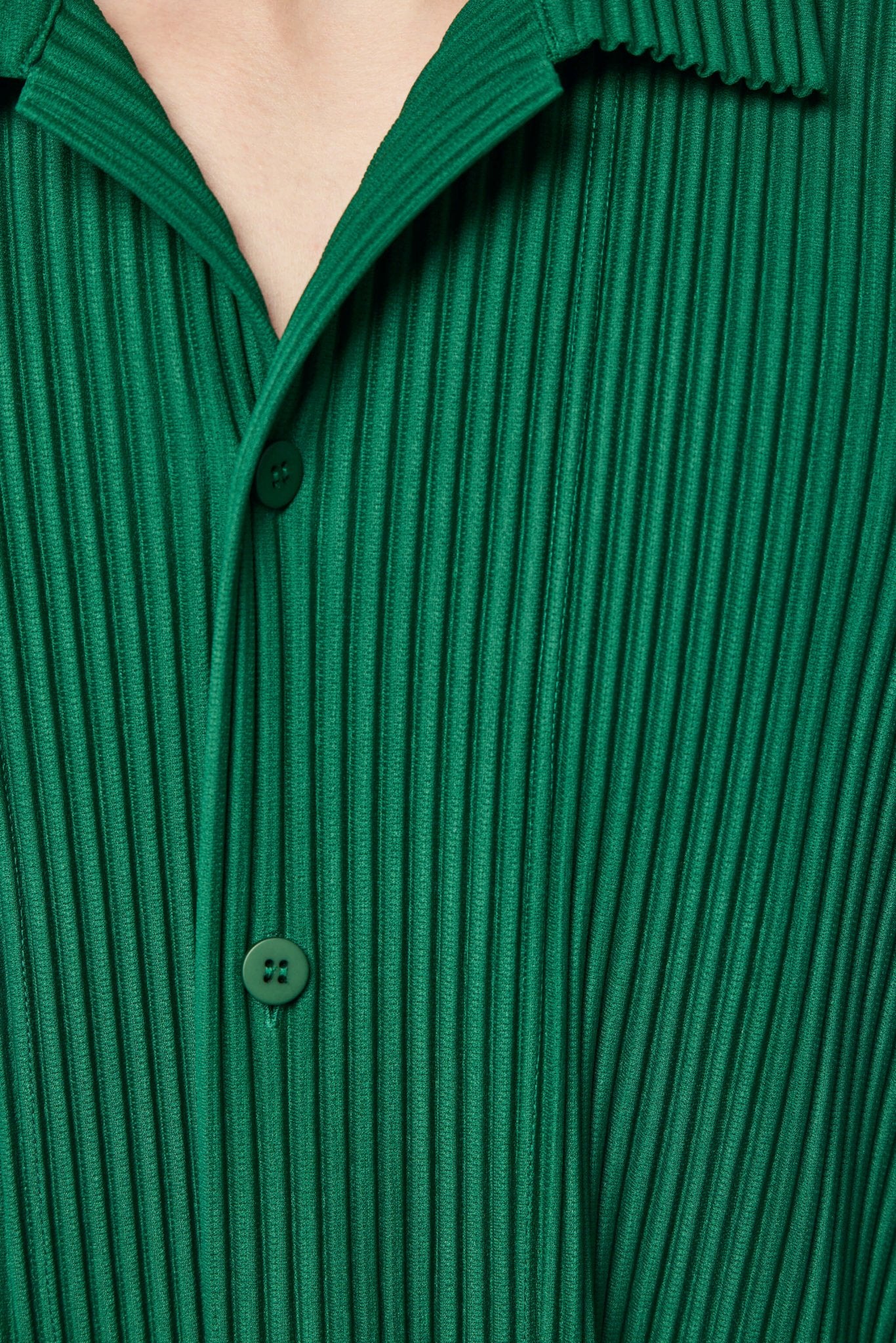 Homme Plissé Issey Miyake – LABELS