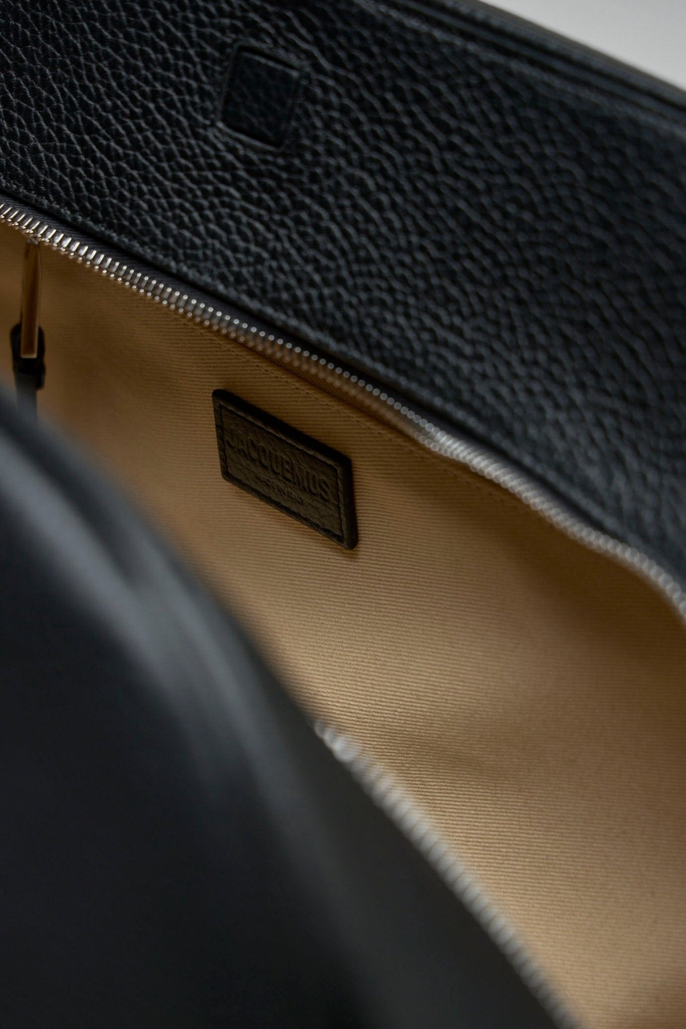 Jacquemus - Grand Turismo Bowling Bag - LABELS