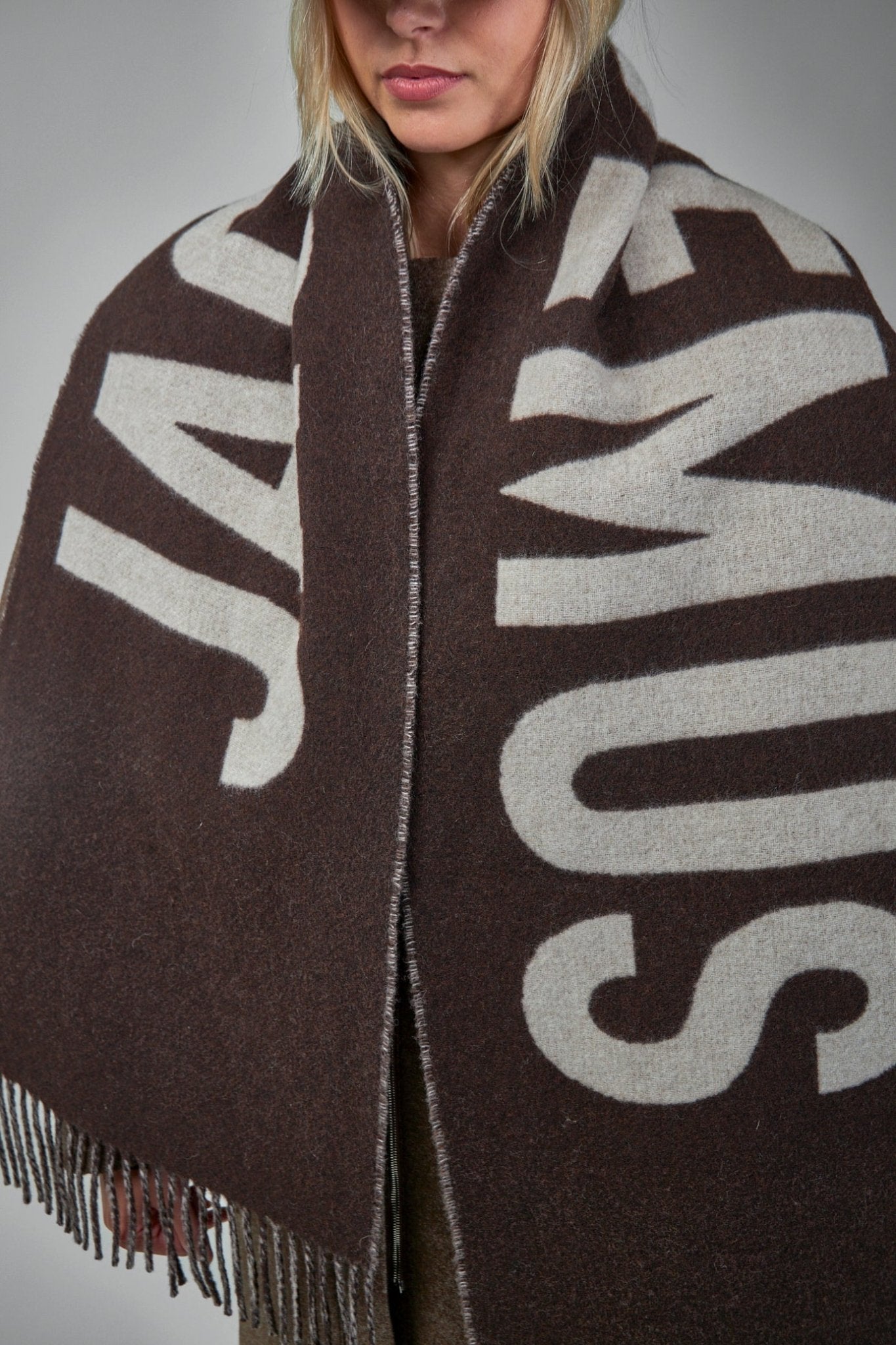 Jacquemus - L 'Echarpe Jacquemus - LABELS