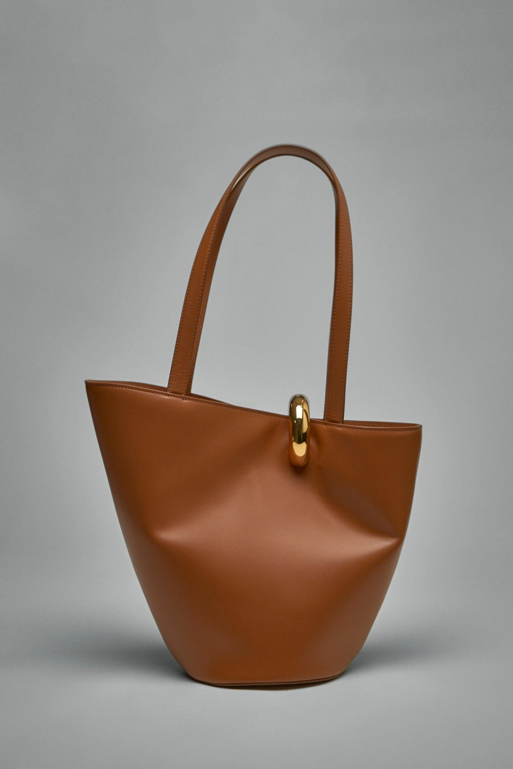 Jacquemus - La Bambola Moyen - LABELS