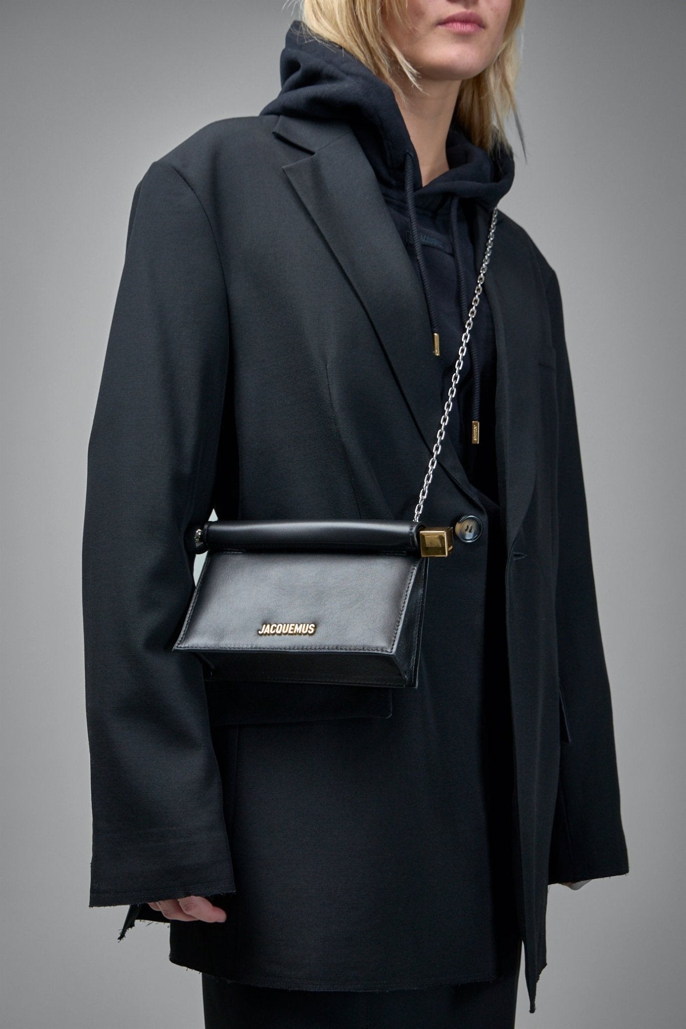 Jacquemus - La petite pochette Rond Carré - LABELS