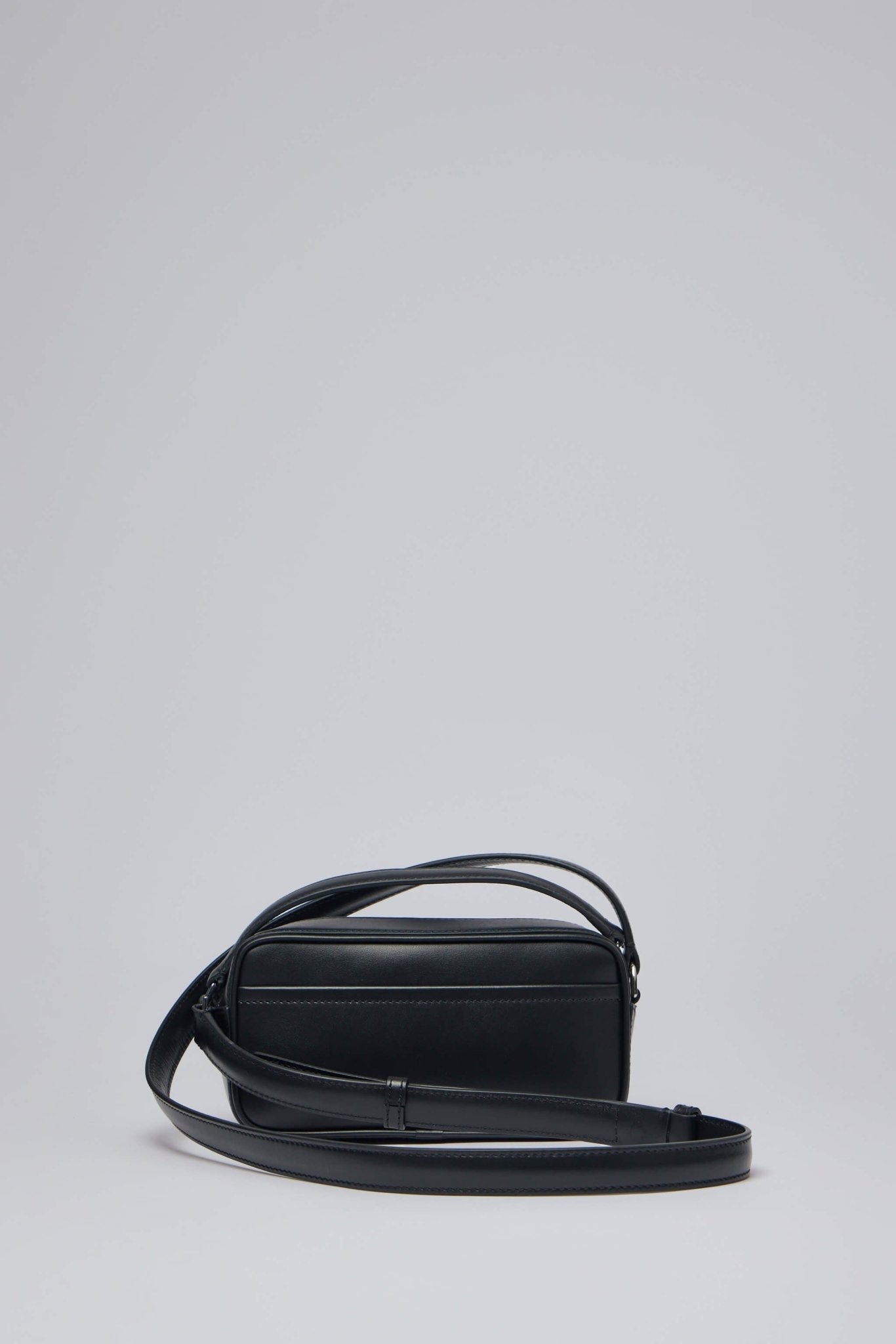 Le Baneto Shoulder Bag – LABELS
