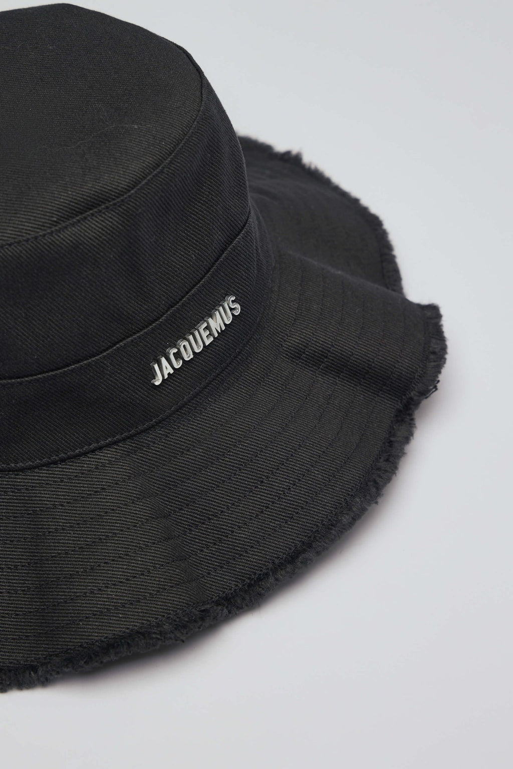 Jacquemus - Le Bob Artichaut - LABELS