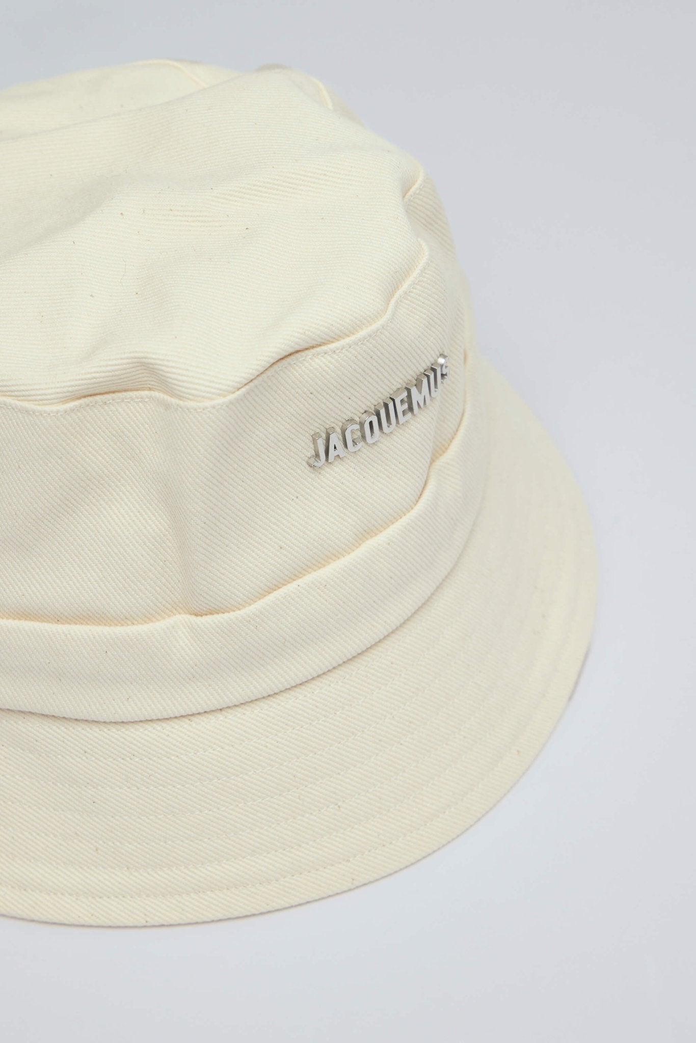 Jacquemus - Le Bob Gadjo - LABELS