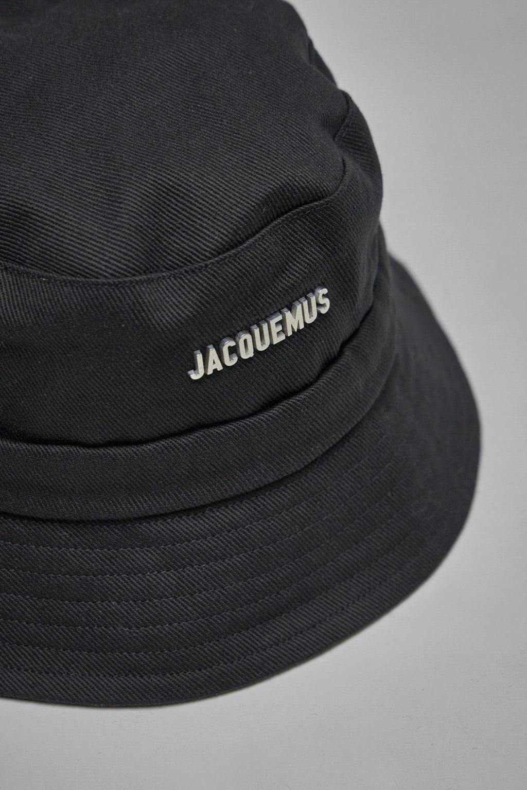 Jacquemus - Le Bob Gadjo - LABELS