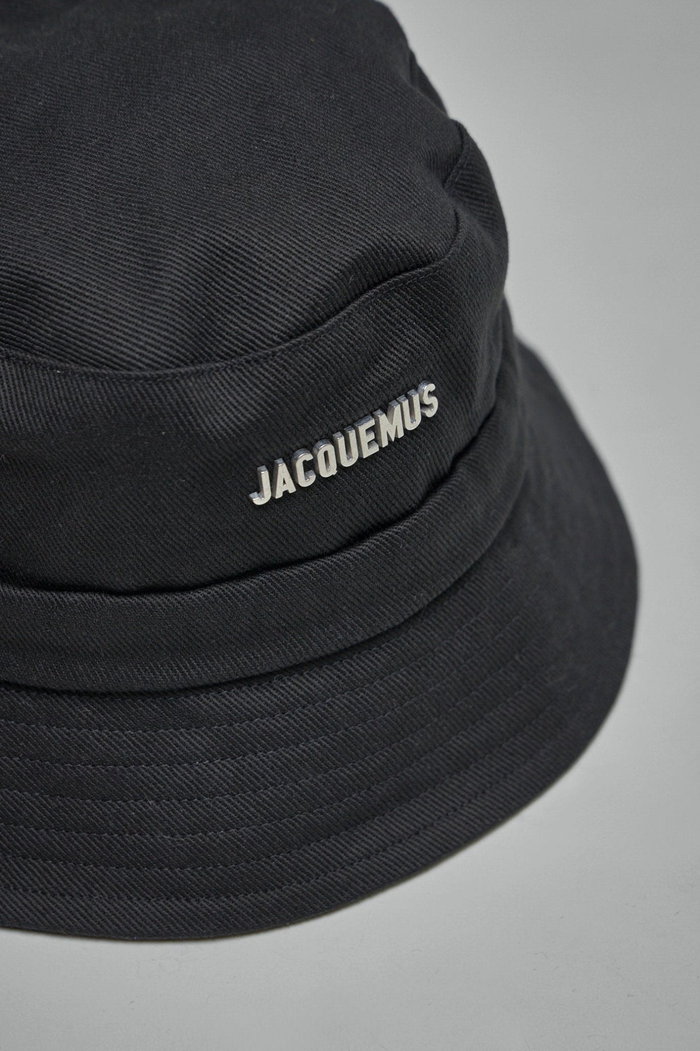 Jacquemus - Le Bob Gadjo - LABELS