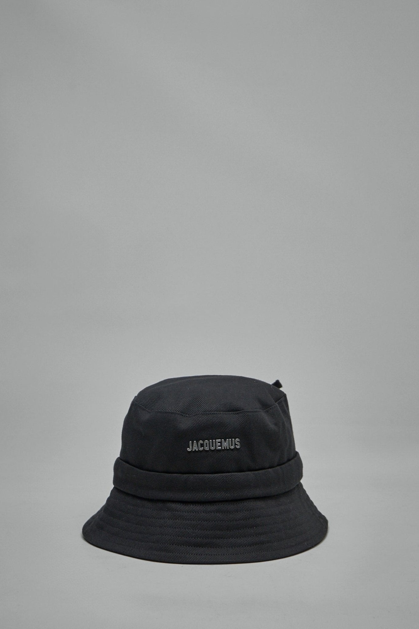 Jacquemus - Le Bob Gadjo - LABELS