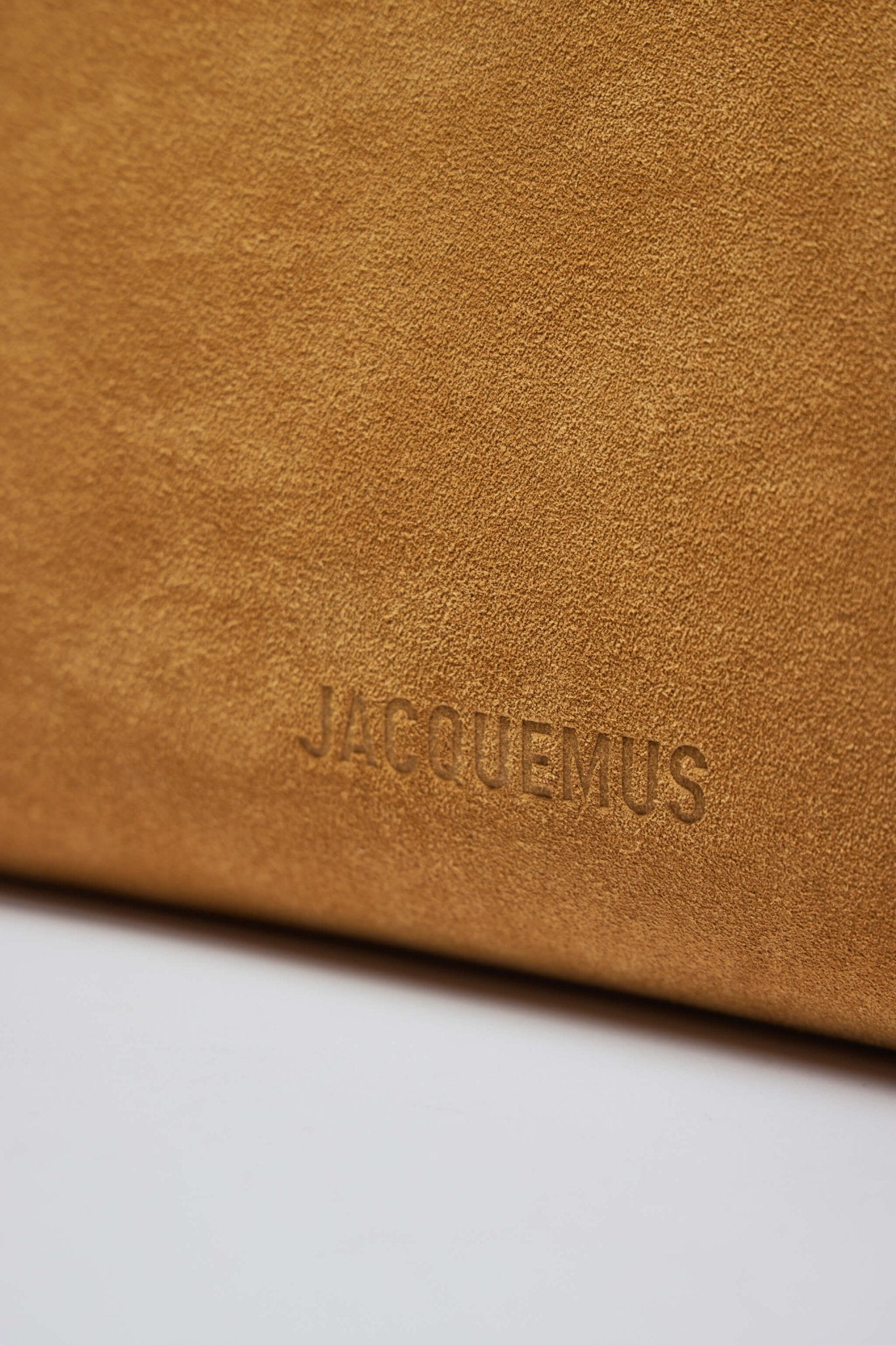 Jacquemus - Le Cabas Turismo - LABELS