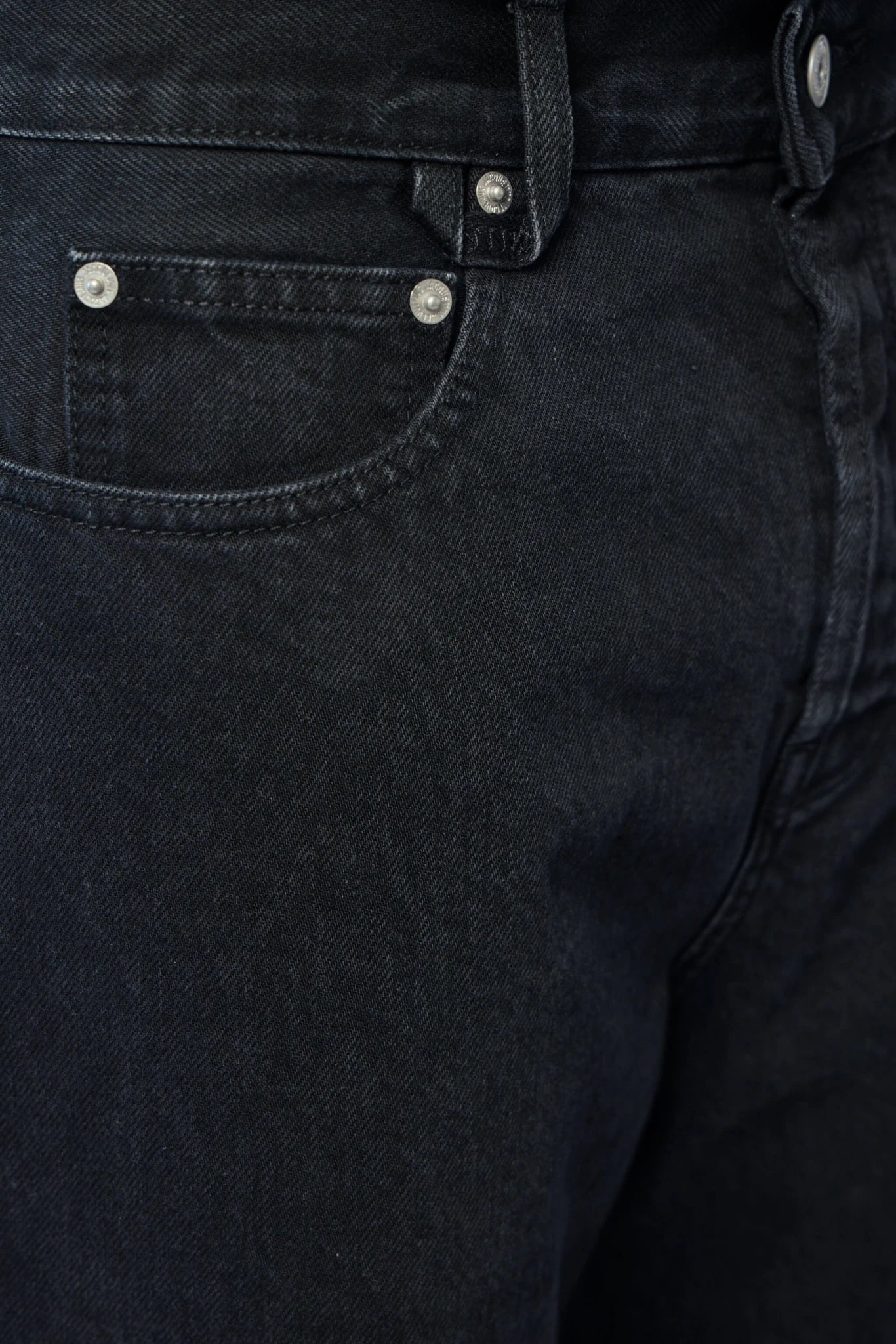 Jacquemus - Le De-nimes Droit - LABELS