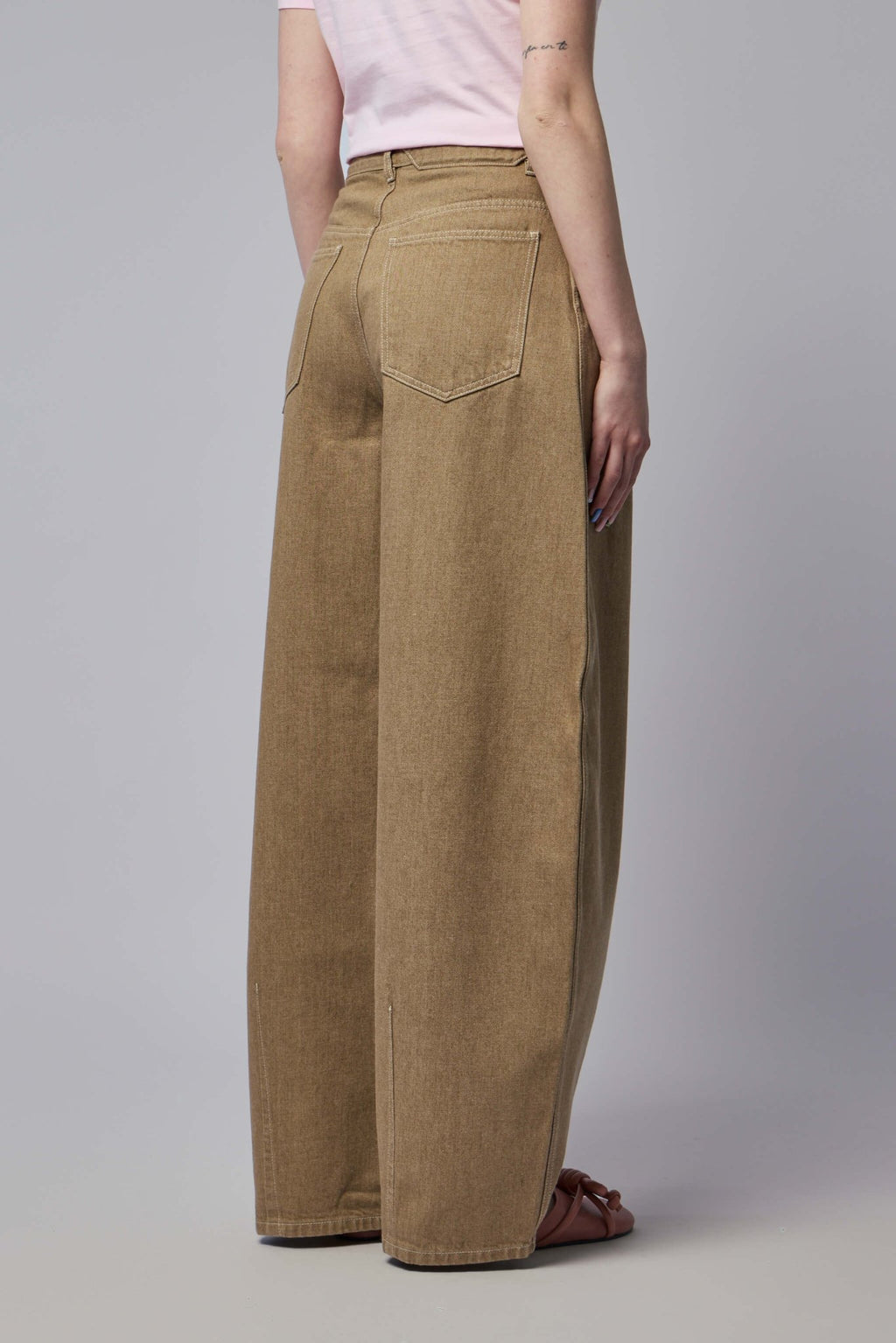 Jacquemus - Le De - nimes Ovalo - LABELS