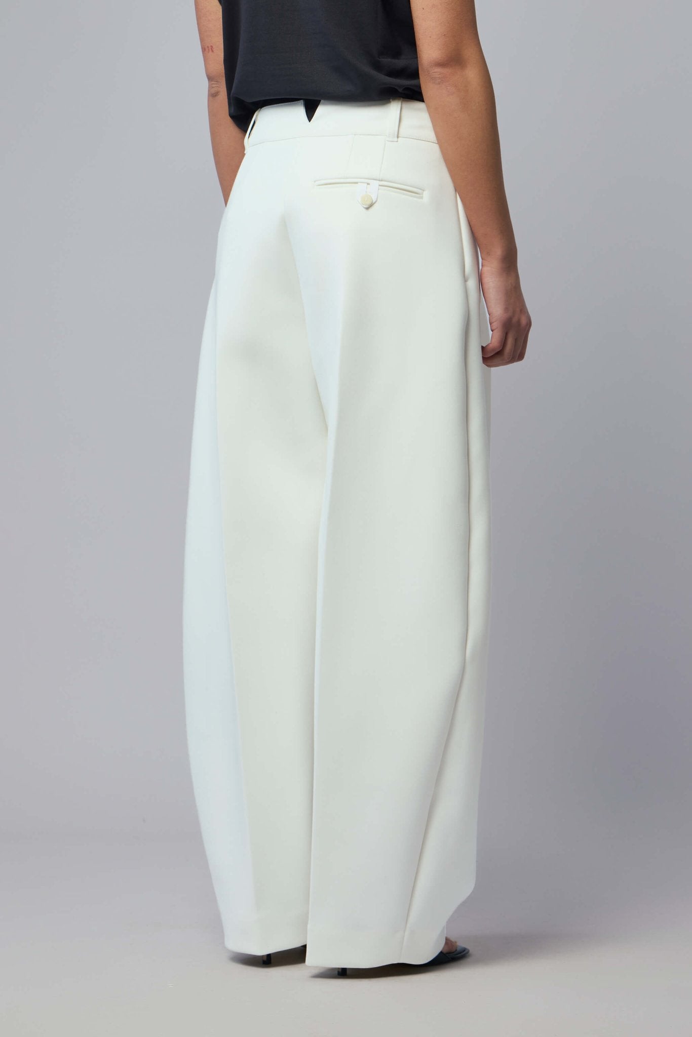 Jacquemus - Le Pantalon Ovalo - LABELS