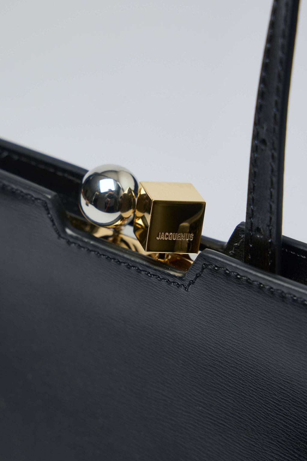 Jacquemus - Le Salon - LABELS