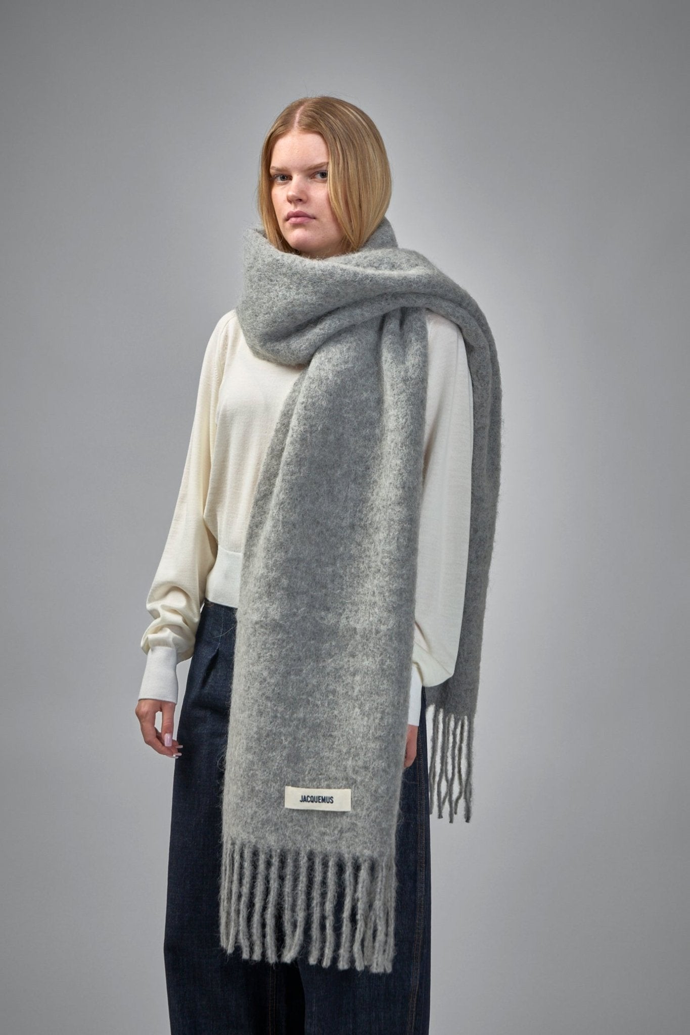 Jacquemus - L'Echarpe Carro - LABELS