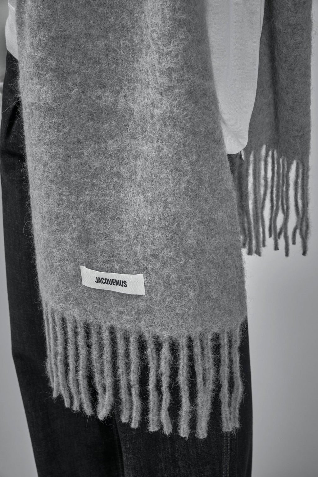 Jacquemus - L'Echarpe Carro - LABELS