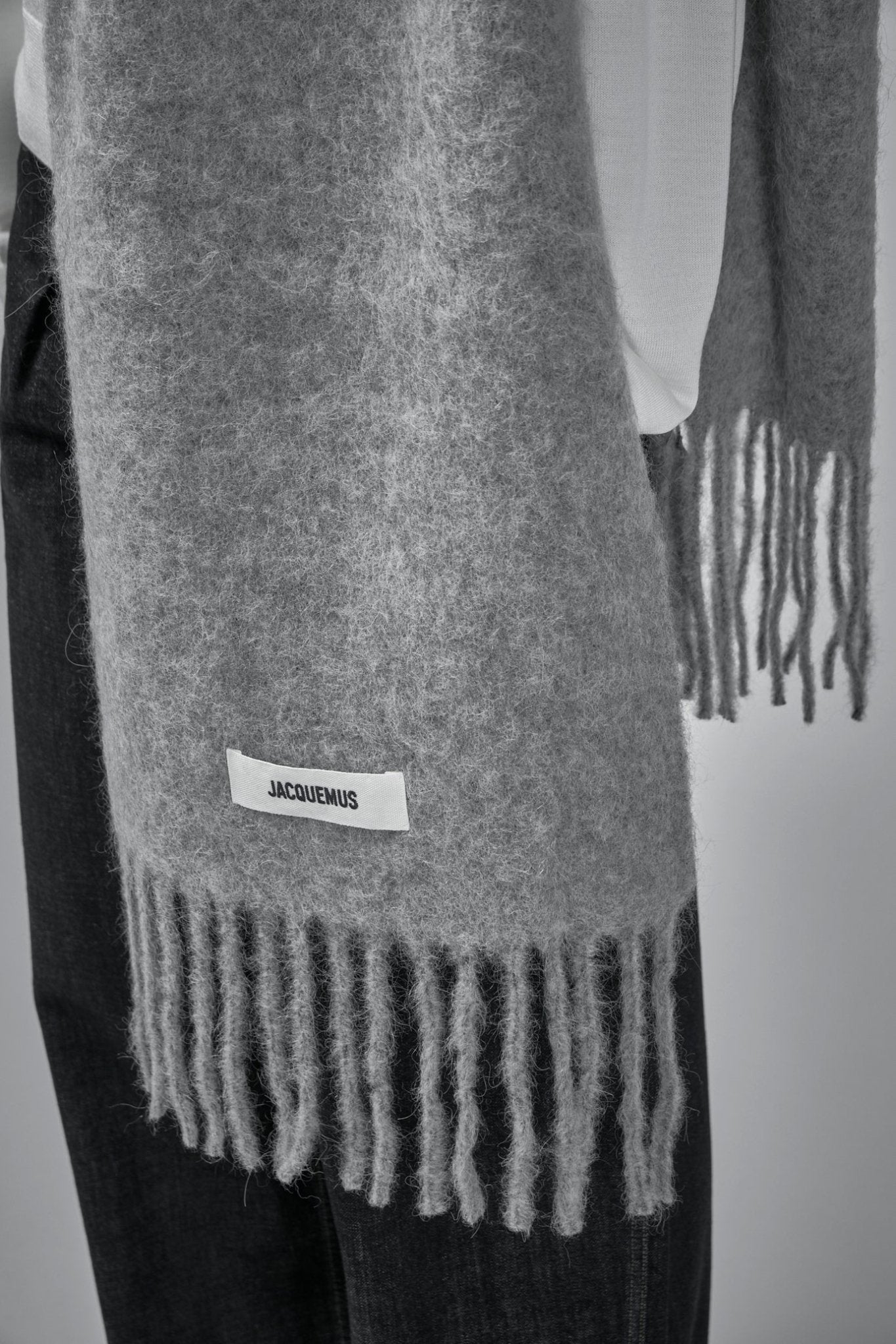 Jacquemus - L'Echarpe Carro - LABELS