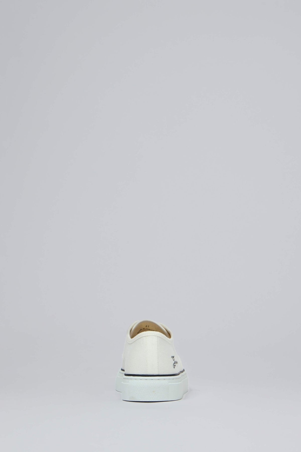 Jacquemus - Les Fefe - LABELS