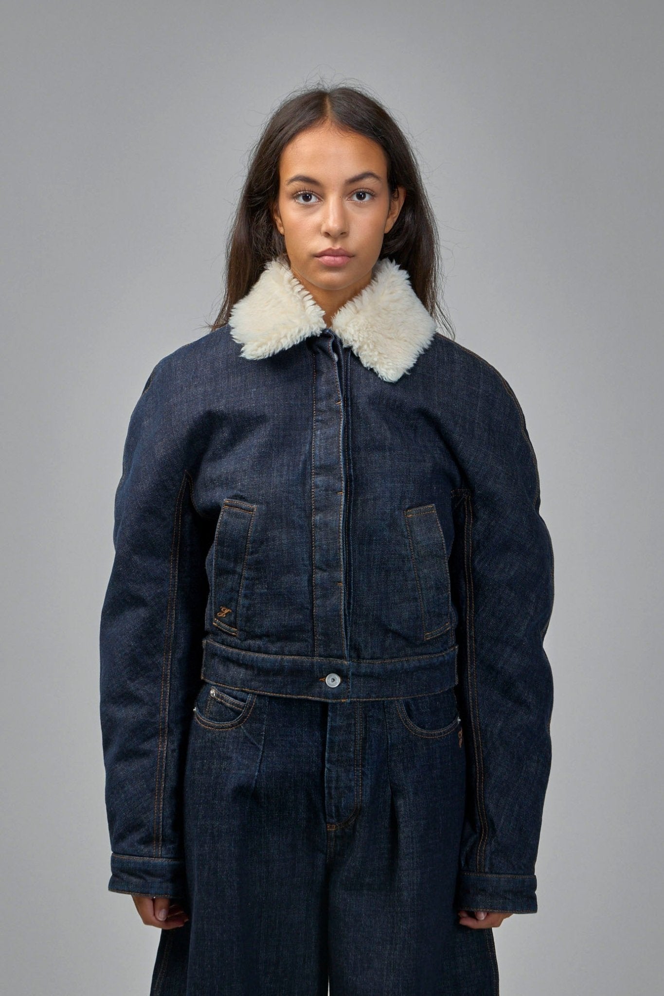 Jacquemus Ovalo de-Nîmes Denim Jacket – LABELS Jacquemus Ovalo de-Nîmes Denim Jacket – LABELS