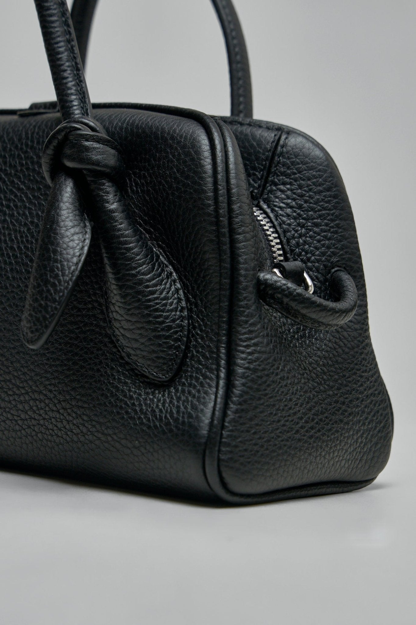 Jacquemus - Small Turismo Bowling Bag - LABELS