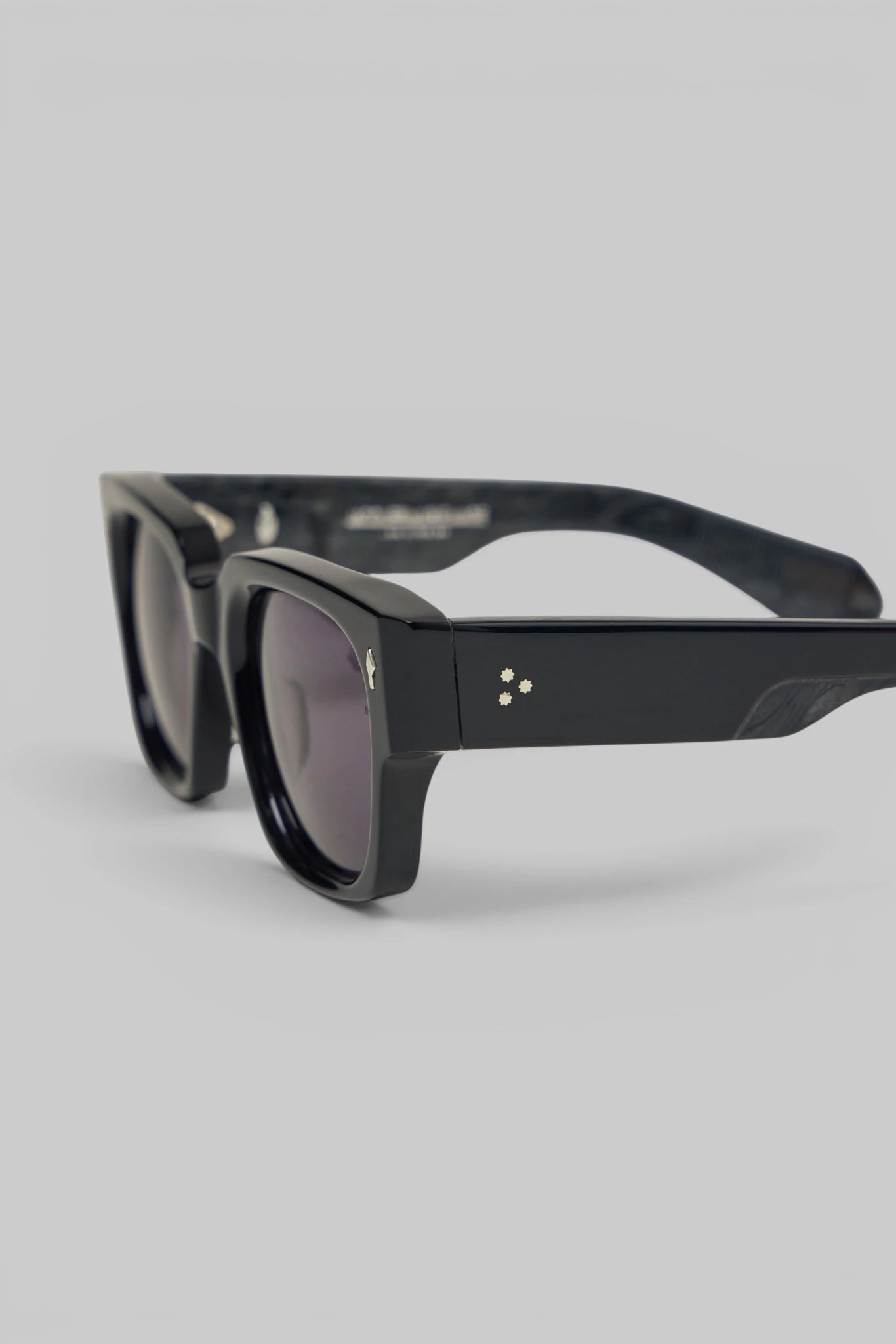 Jacques Marie Mage - Enzo - LABELS