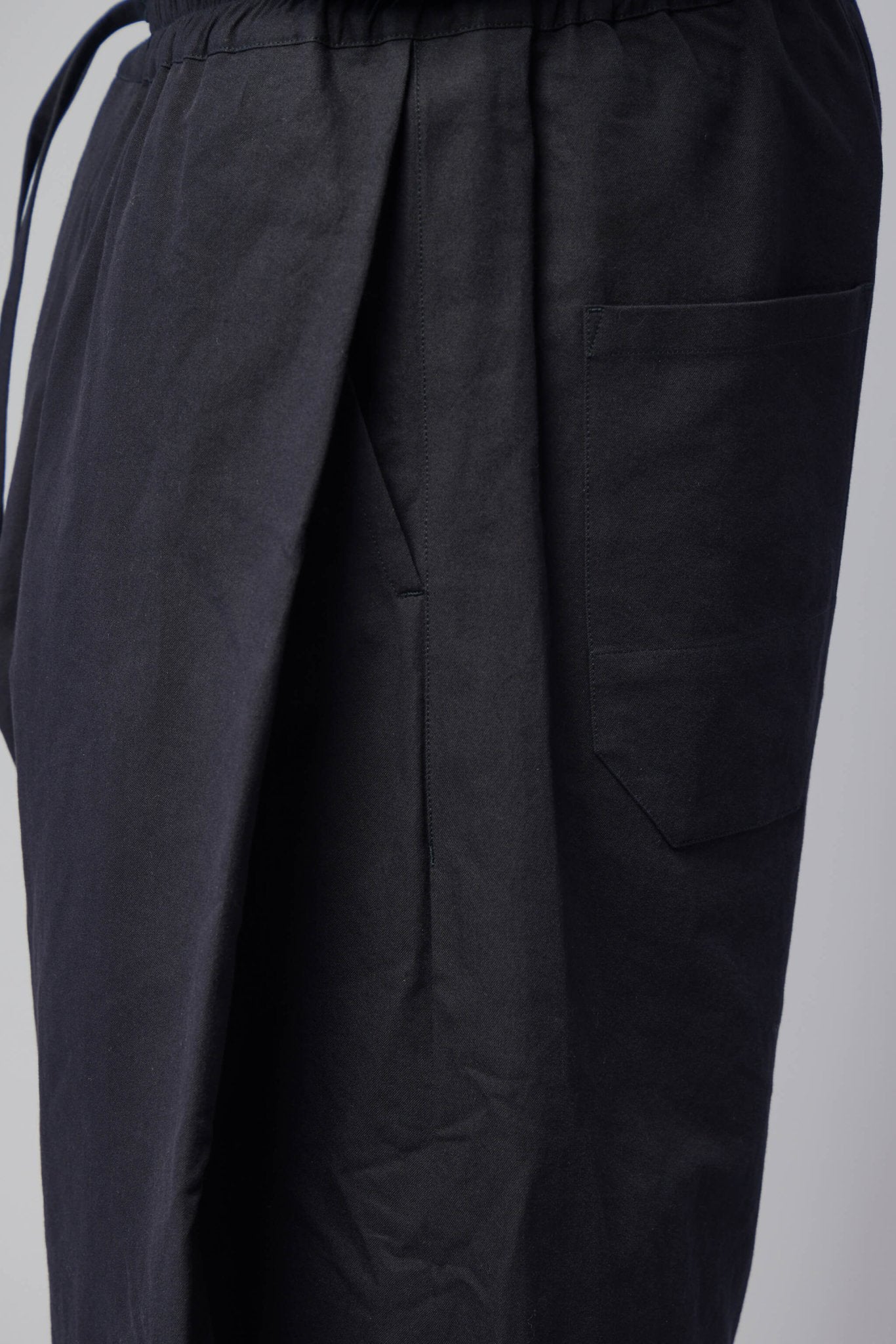 Jan - Jan Van Essche - Shorts11 - LABELS