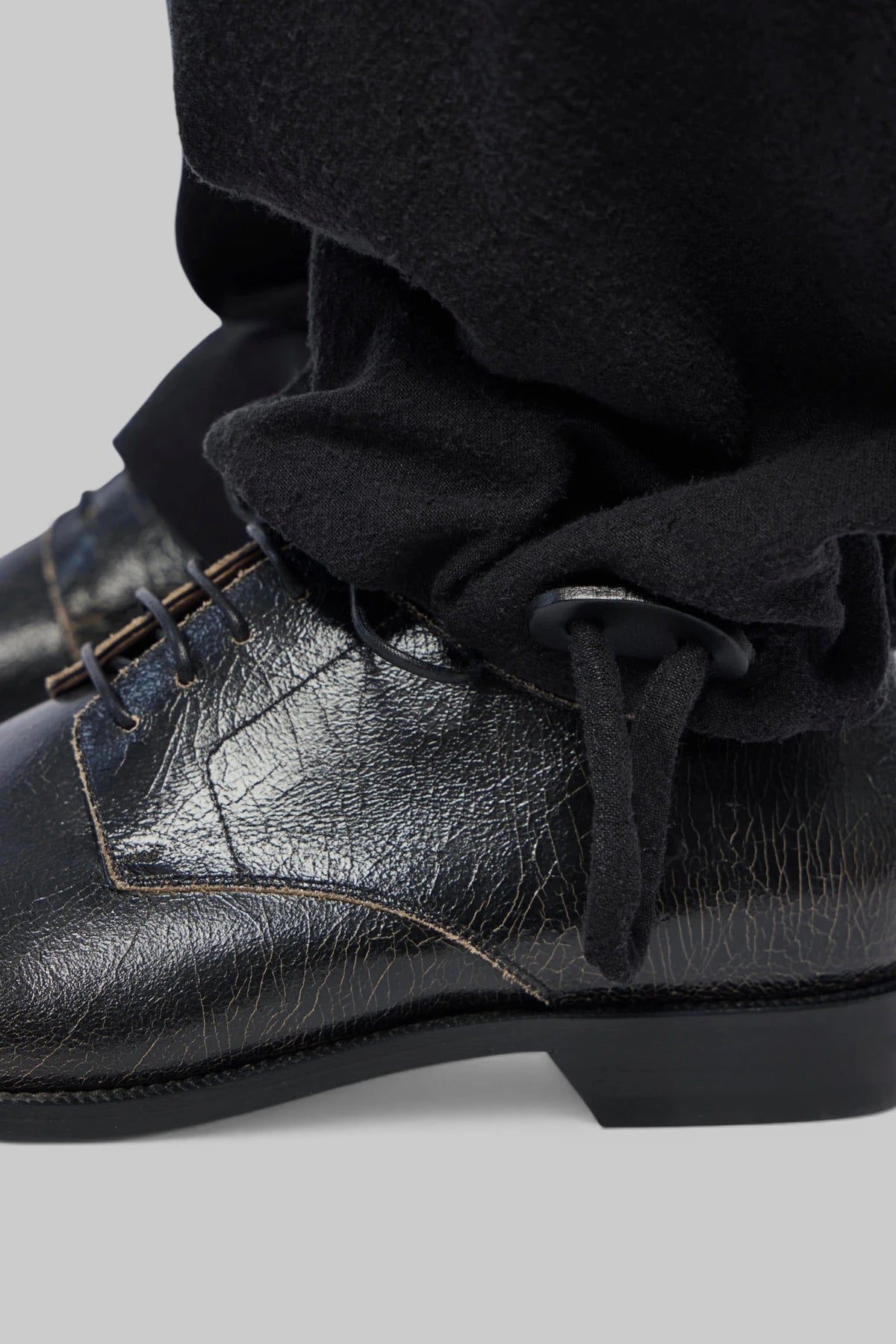 Jan-Jan Van Essche - Trousers With Elastic Waist - LABELS