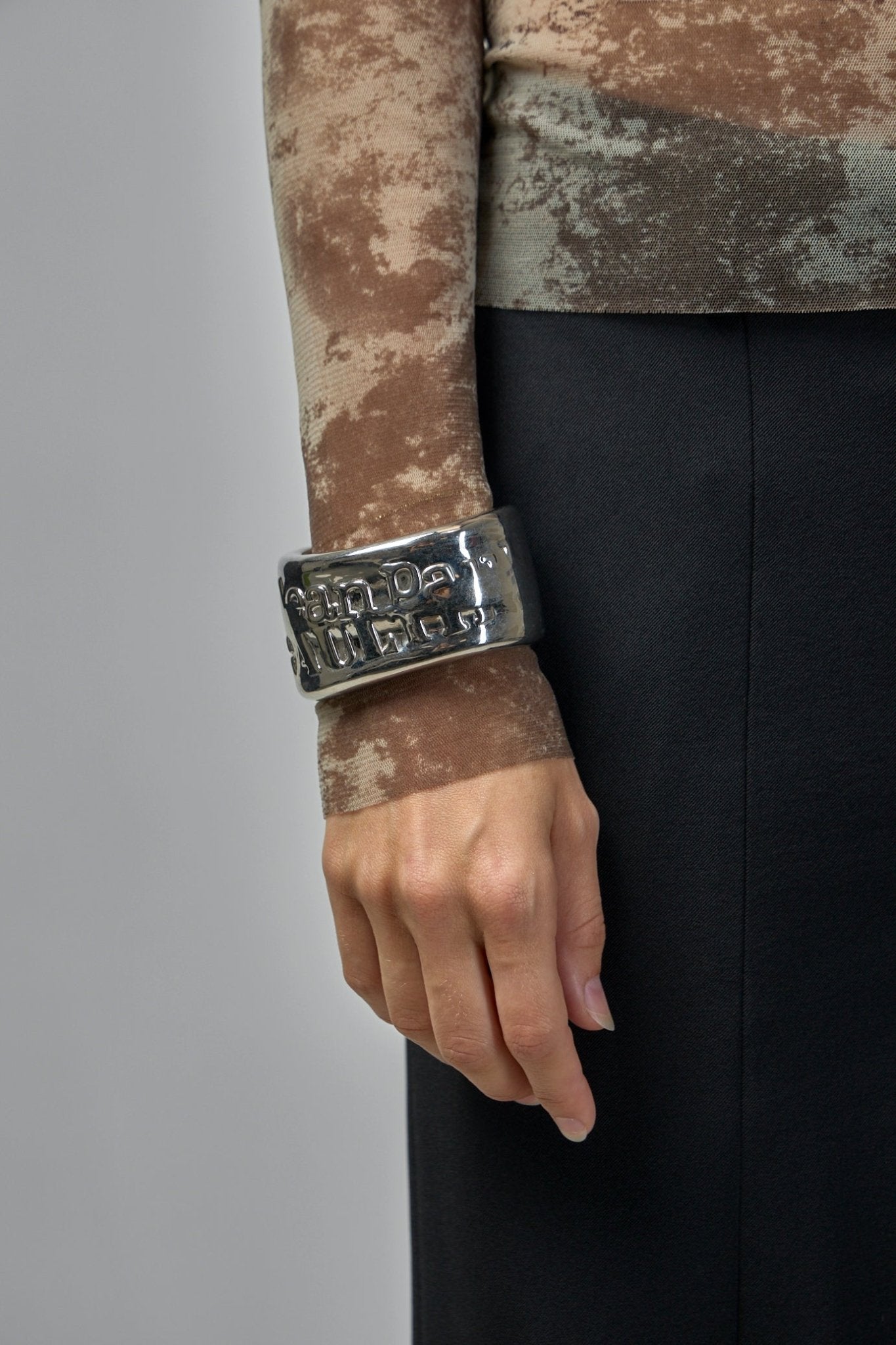 【新品】Jean Paul GAULTIER☆ロゴ ブレスレット☆アンクレット Jean Paul Gaultier Bracelets - Logo Cuff Design – LABELS