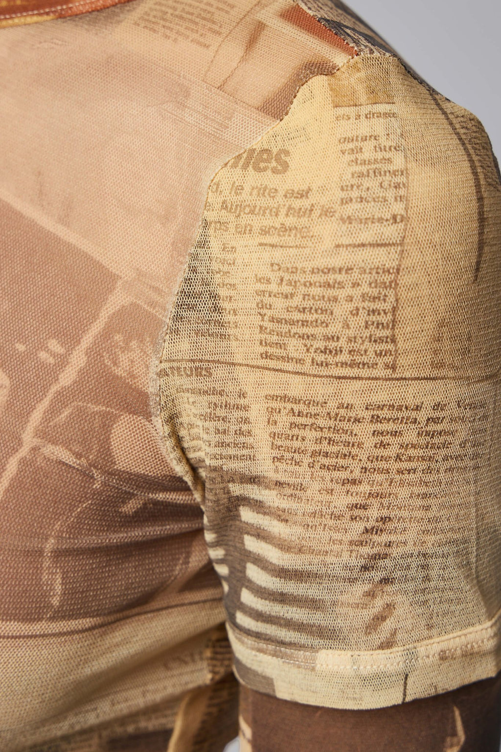 Jean Paul Gaultier - Mesh Double Sleeves Baby Tee Printed "journal" - LABELS