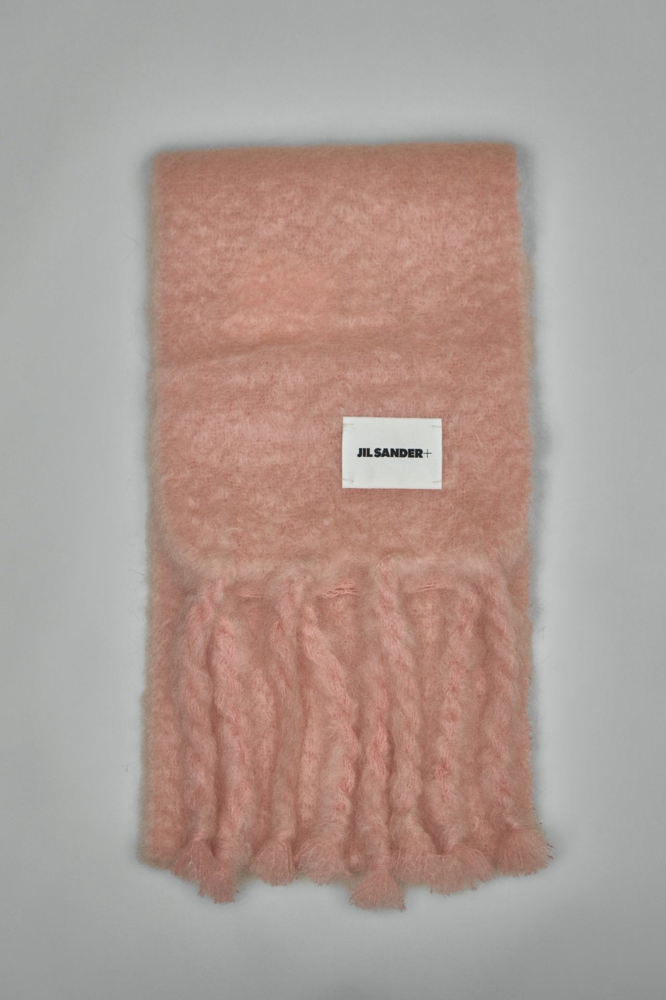 Jil Sander Knitwear Logo Patch Fringe Scarf – LABELS