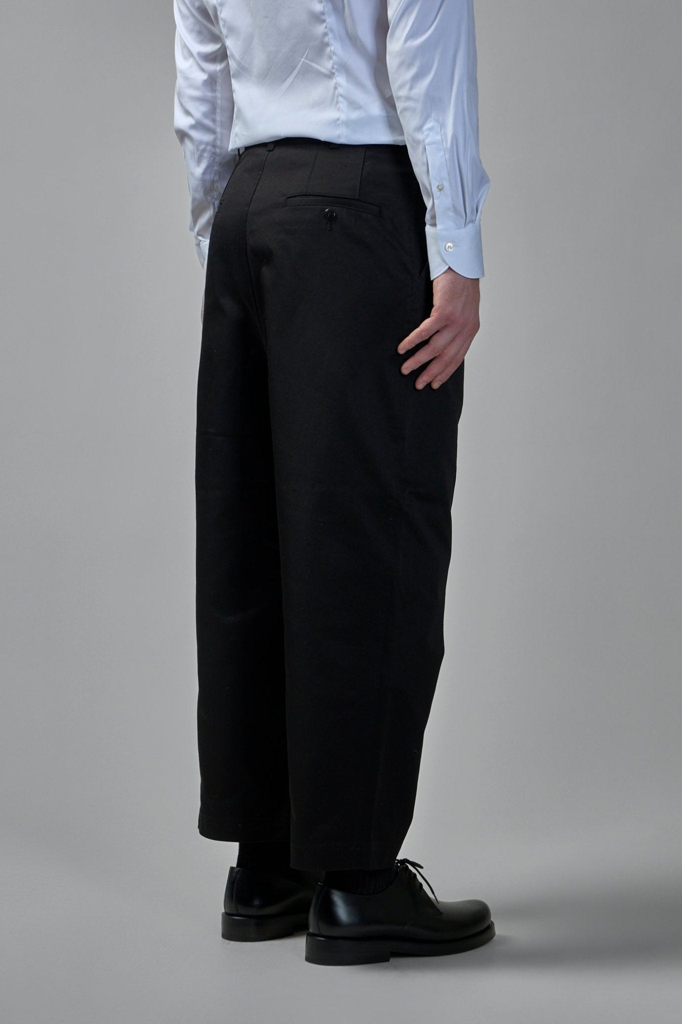 Junya Watanabe MAN Cropped Pants - Black Cotton – LABELS
