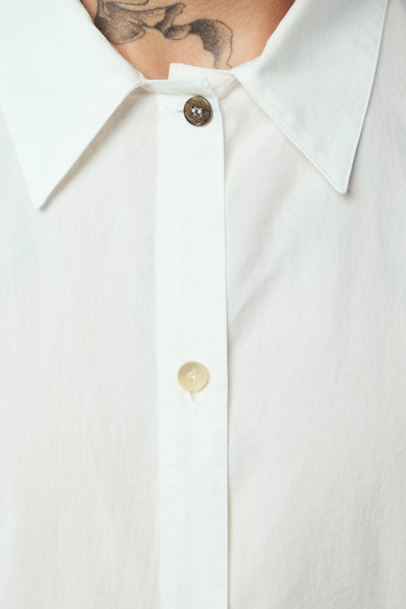 K'Ang - Men's Detachable Hand Stitched Hem Shirt - LABELS