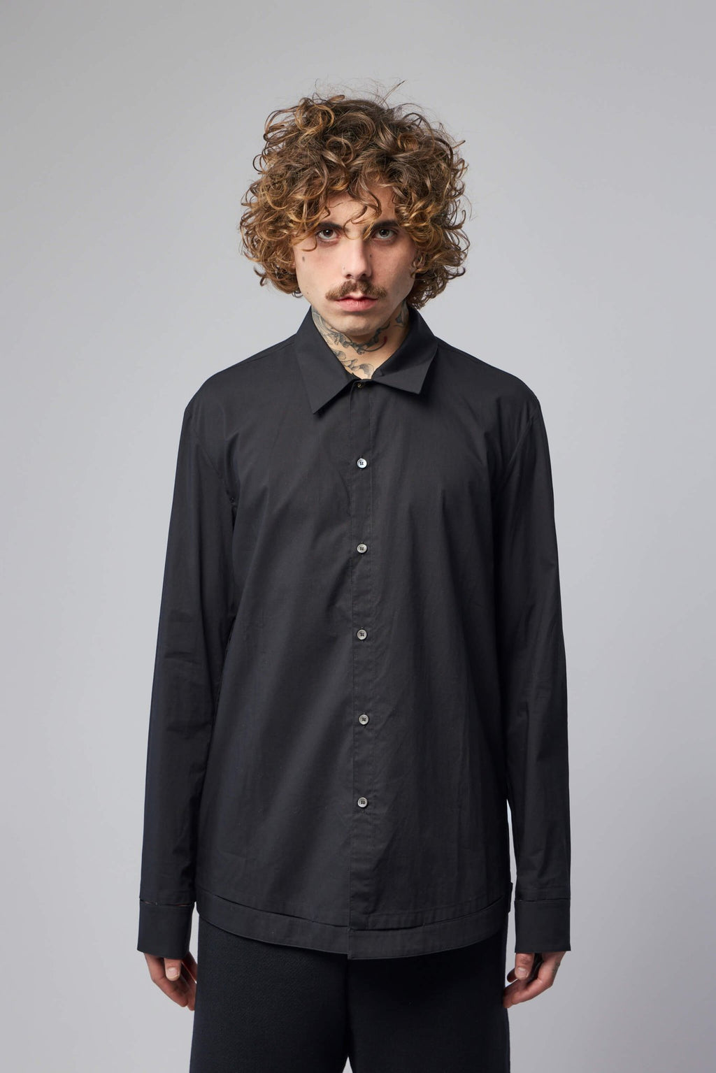 K'ANG - Mens Mid Fit Shirt With Hand - stitched Hem Border - LABELS