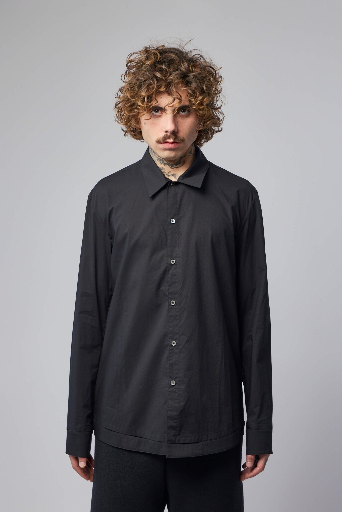 K'ANG - Mens Mid Fit Shirt With Hand - stitched Hem Border - LABELS