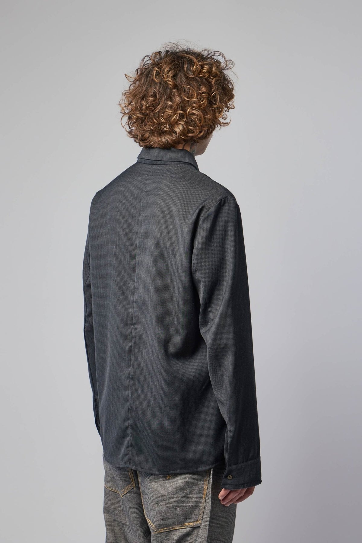 Back view of K'ANG mens midfit shirt showing contemporary silhouette