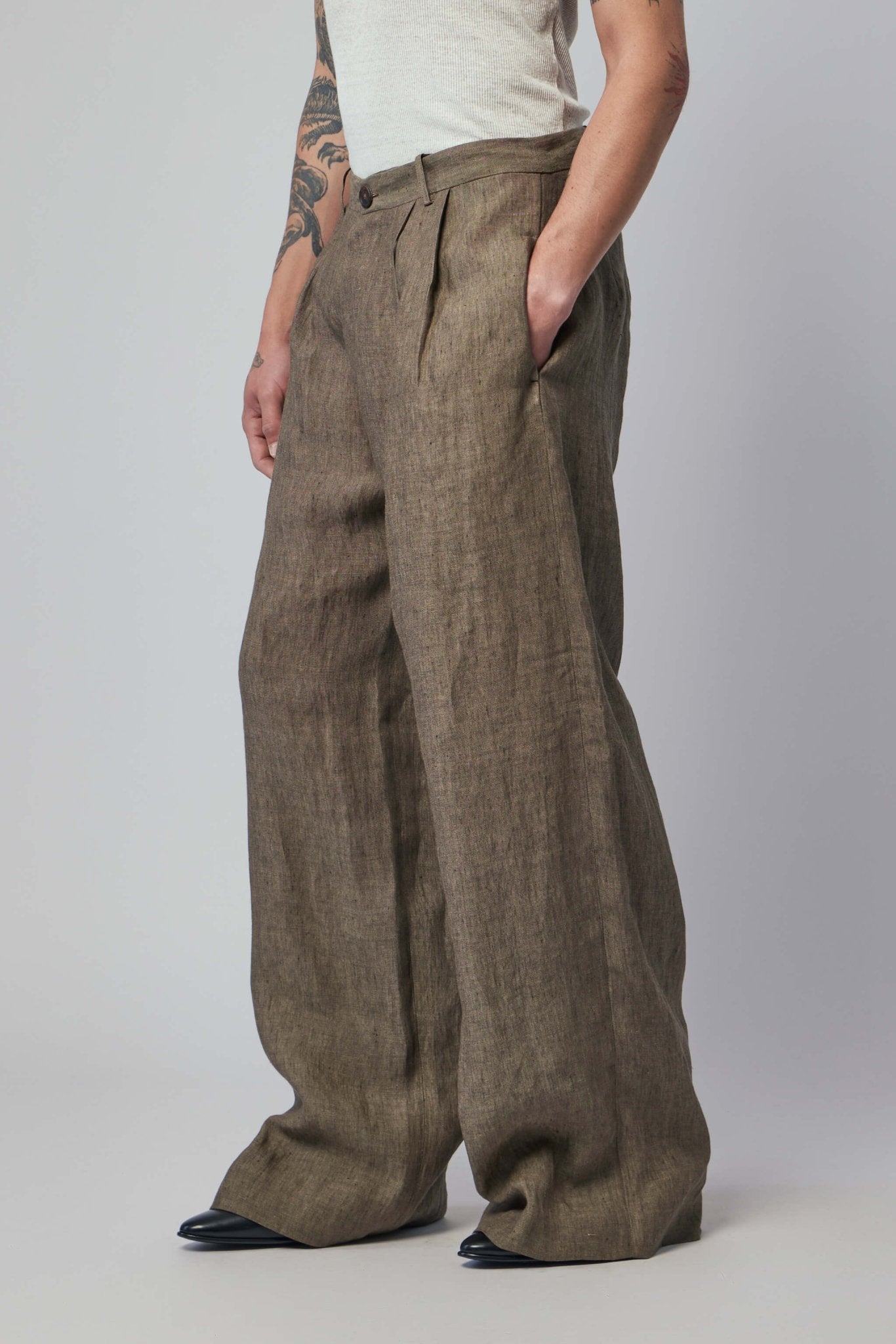 K'Ang - Men's Wide - fit Pleated - waist - LABELS