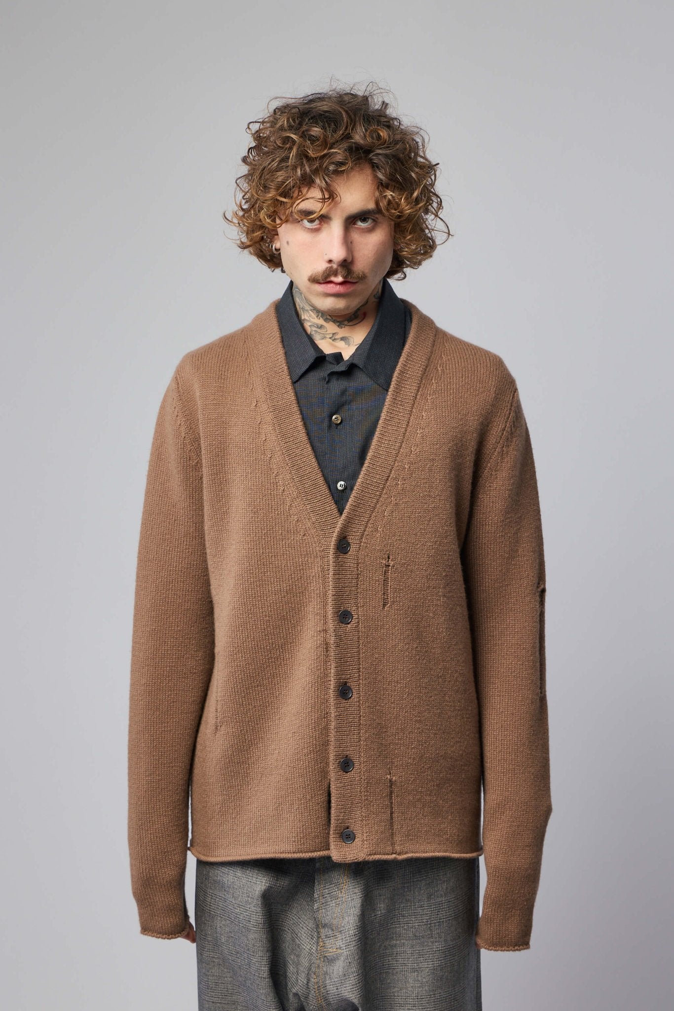 K'ANG - Unisex V - neck Distreseed Cardigan - LABELS