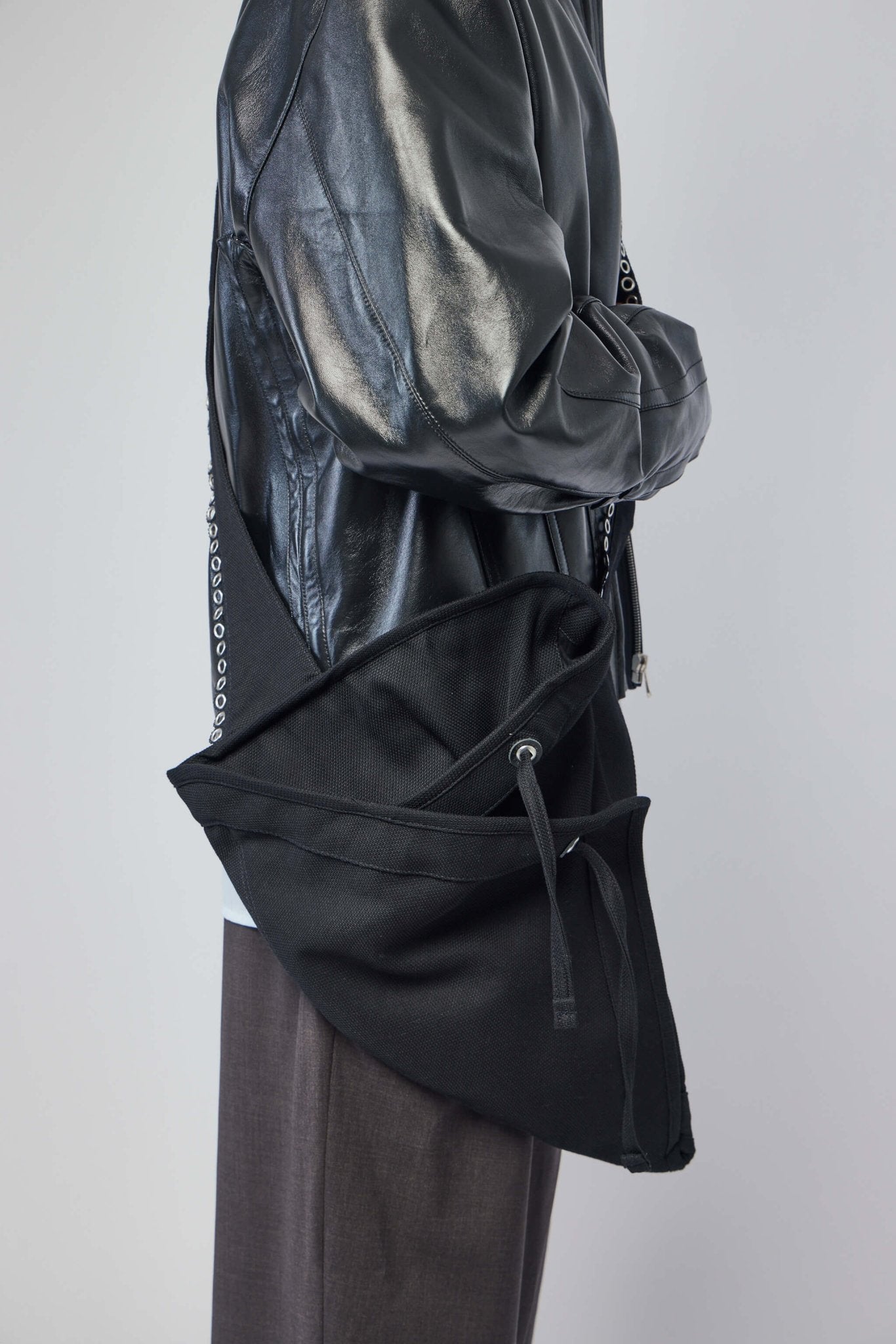 Kiko Kostadinov - Kest Pouch Bag - LABELS