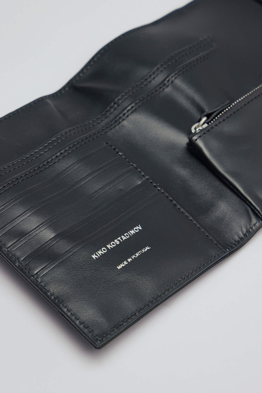Kiko Kostadinov - Orvos K - wallet - LABELS