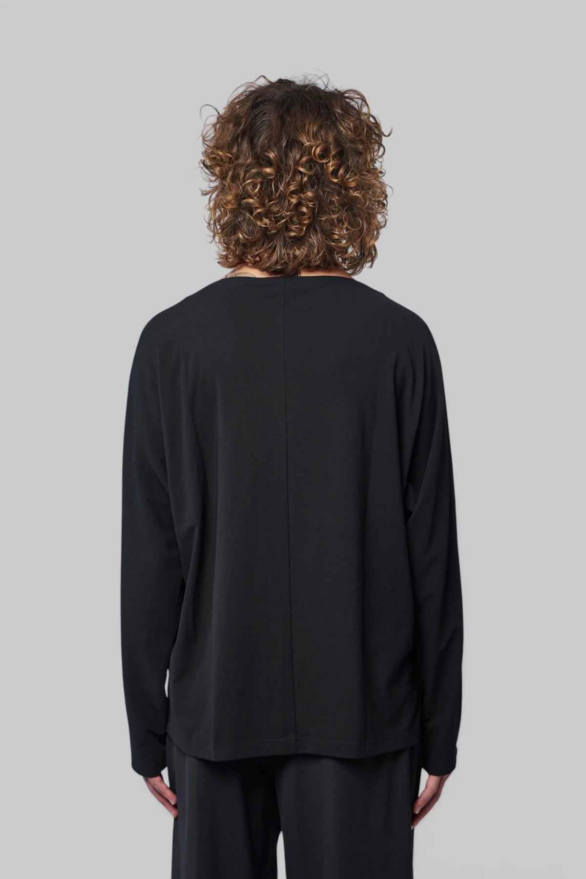 Tomelilla Top back view showing loose fit