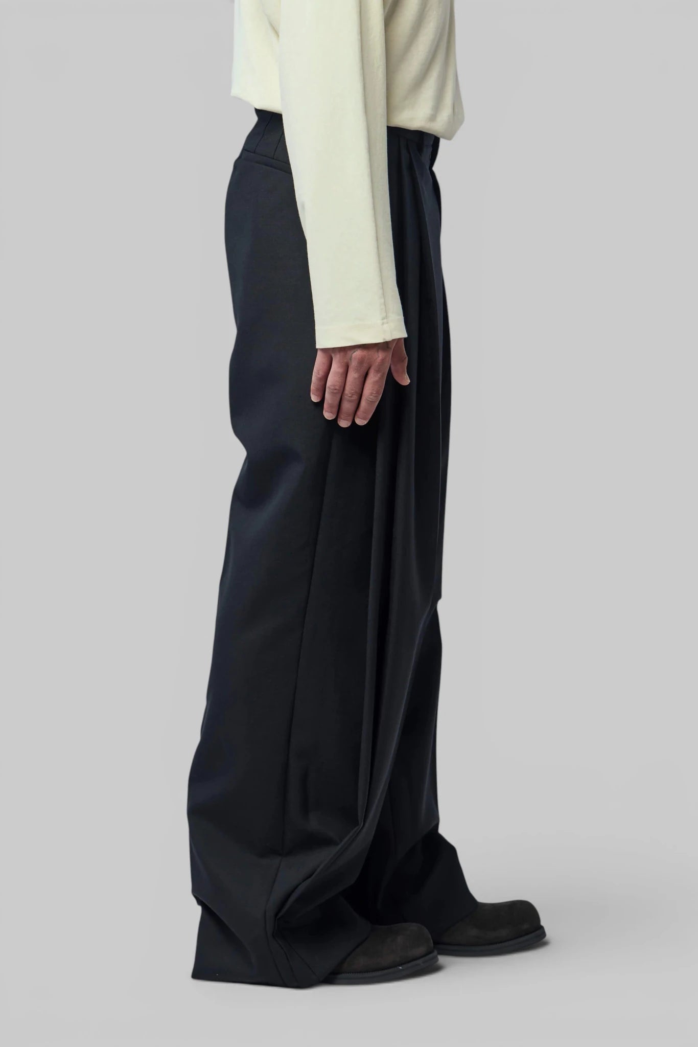 Kiko Kostadinov - Vaals Tailored Trousers - LABELS