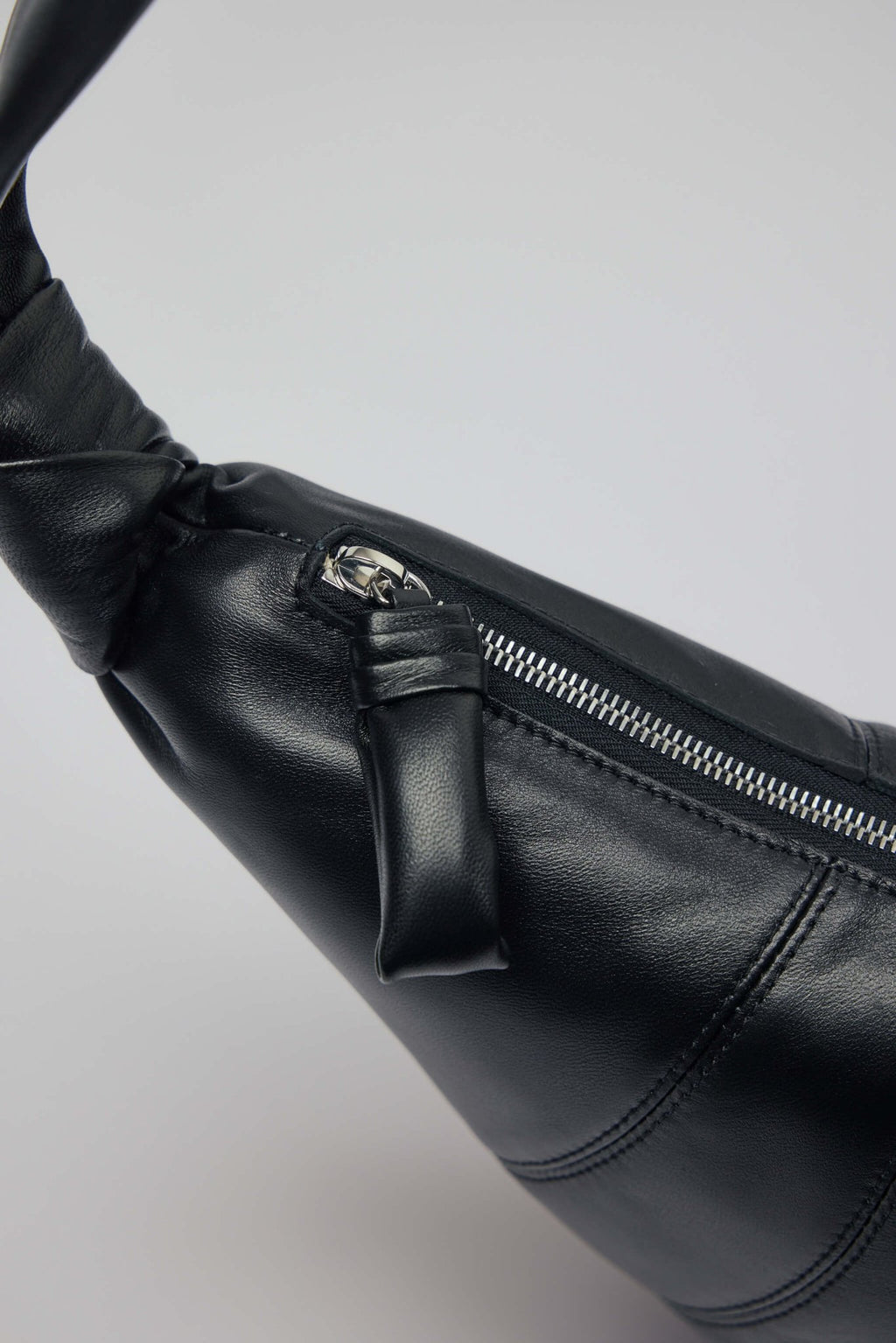 Lemaire - Medium Croissant Bag - LABELS