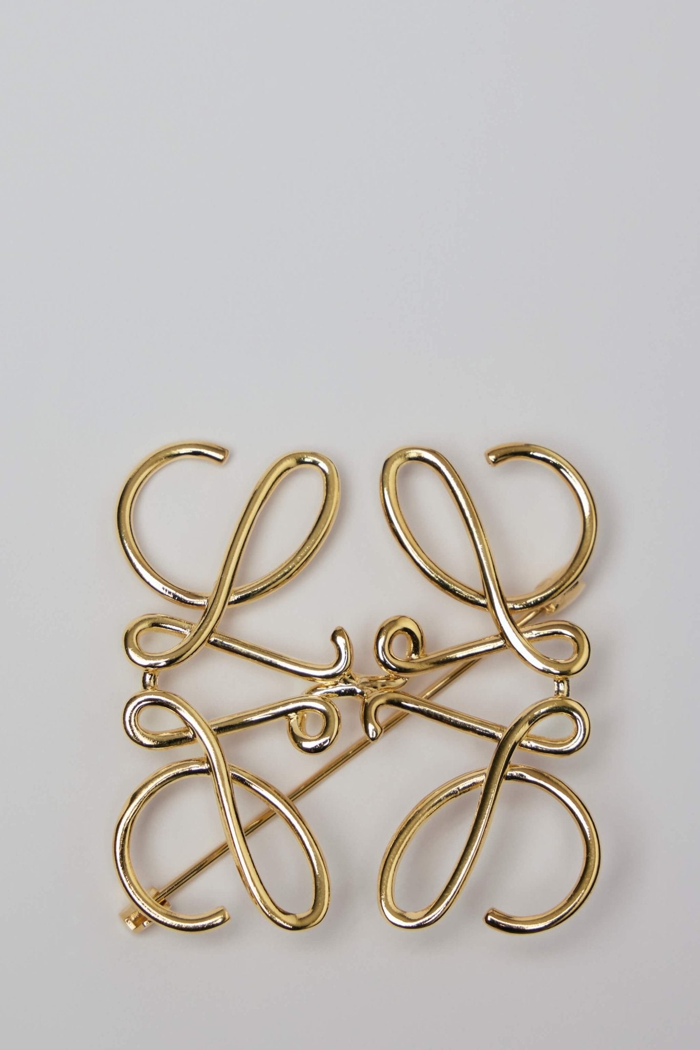 Loewe - Anagram Brooch - LABELS