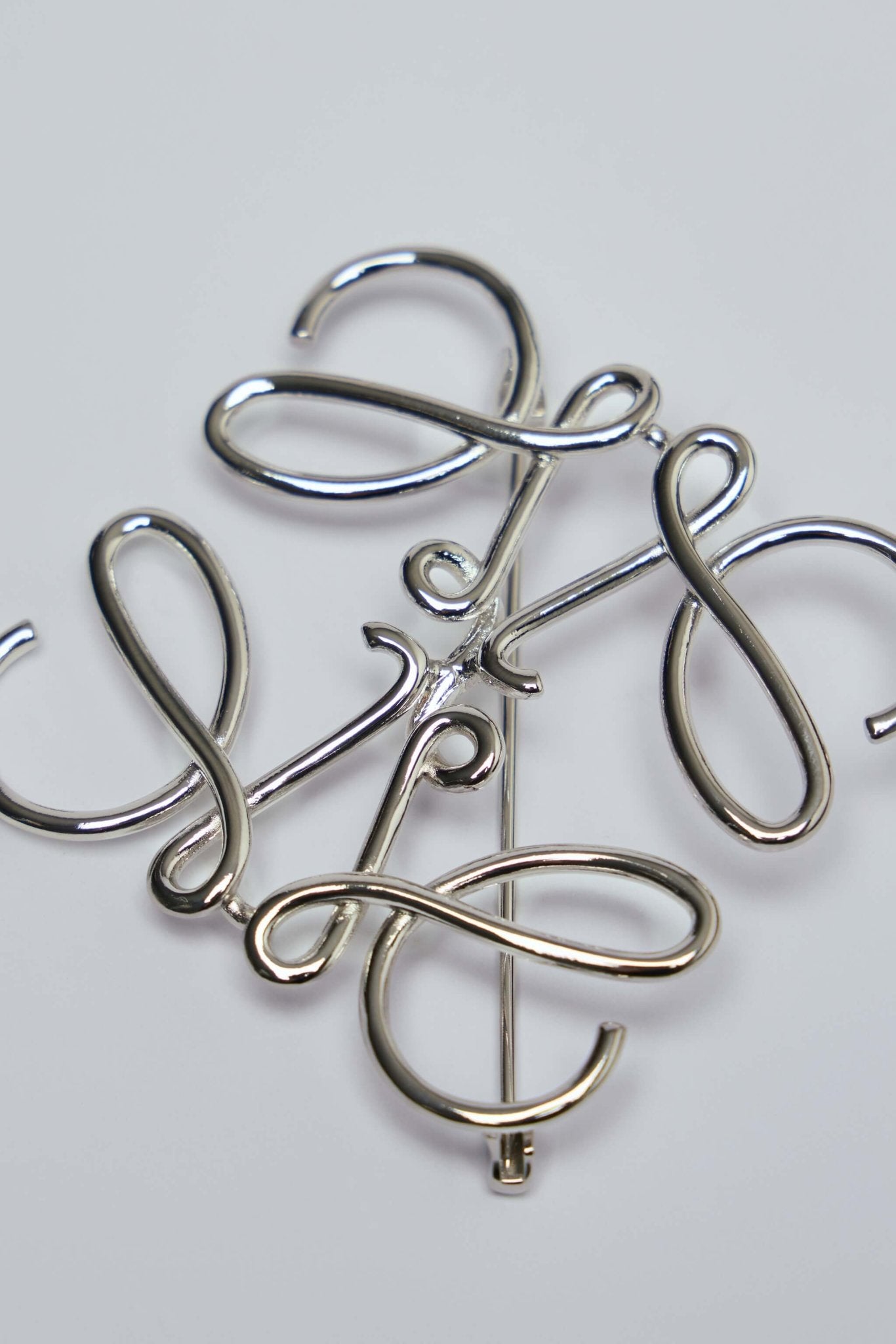 Loewe - Anagram Brooch - LABELS