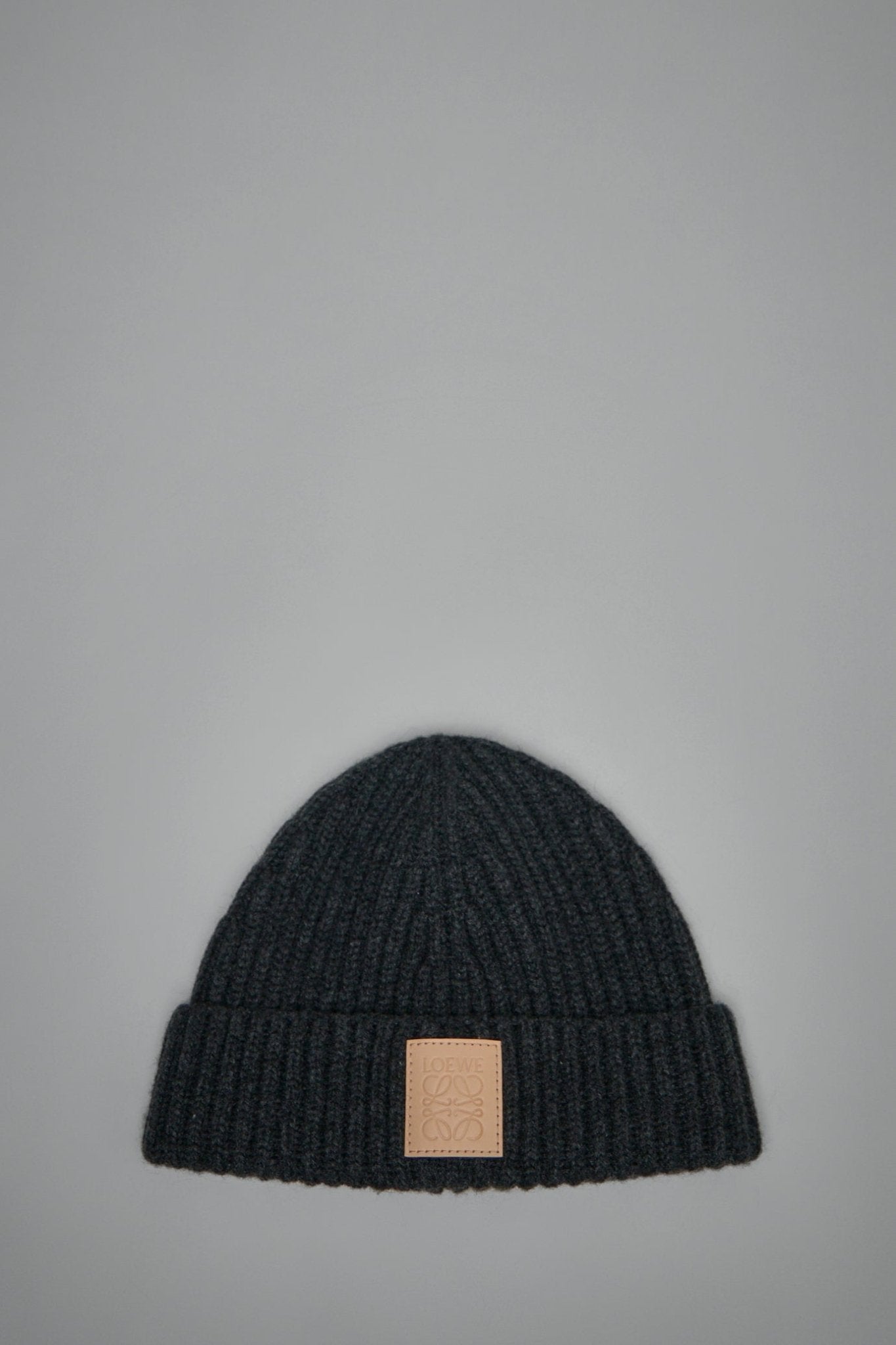 Loewe - Beanie in Cashmere - LABELS