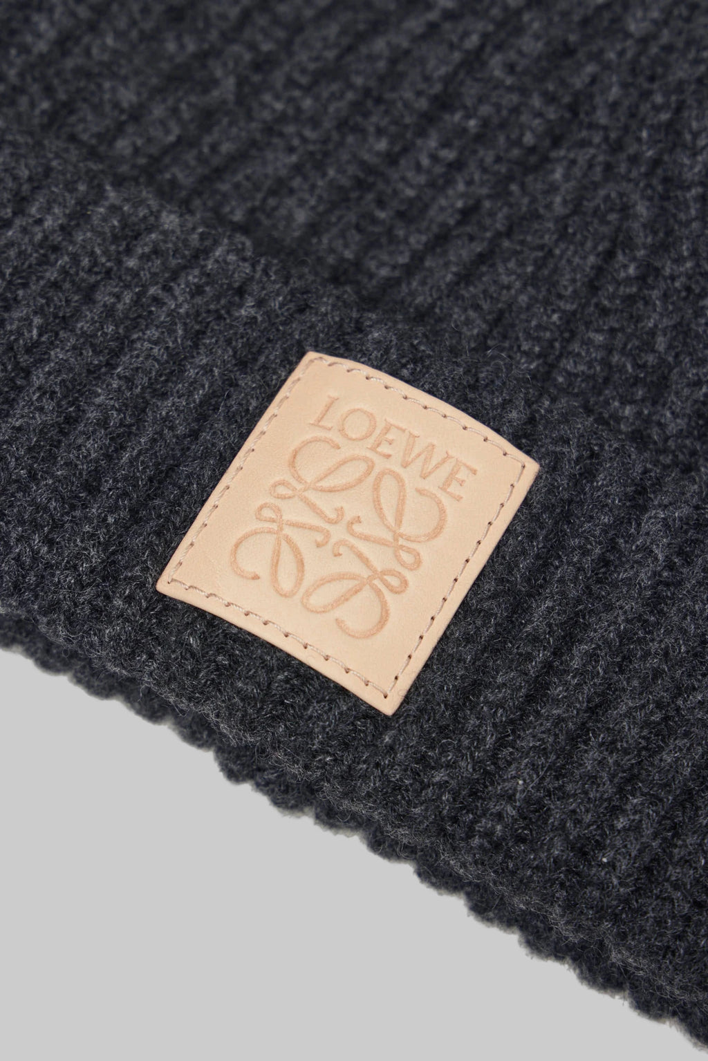 Loewe - Beanie In Cashmere - LABELS