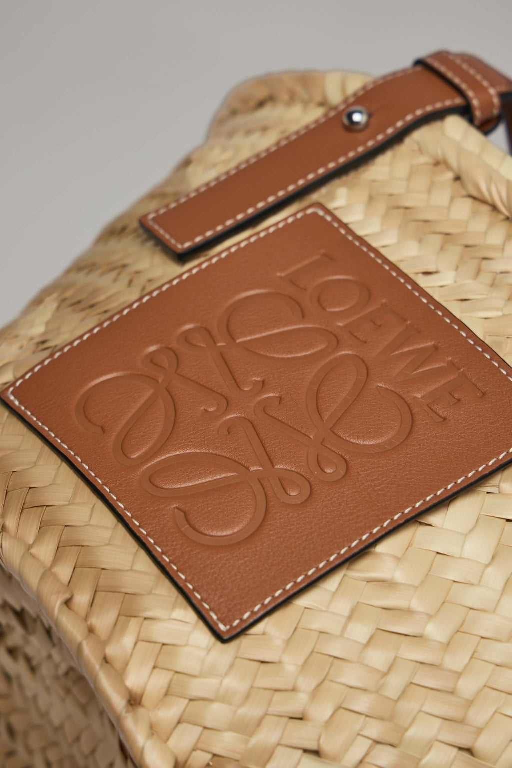 Loewe - Classic Basket Small - LABELS