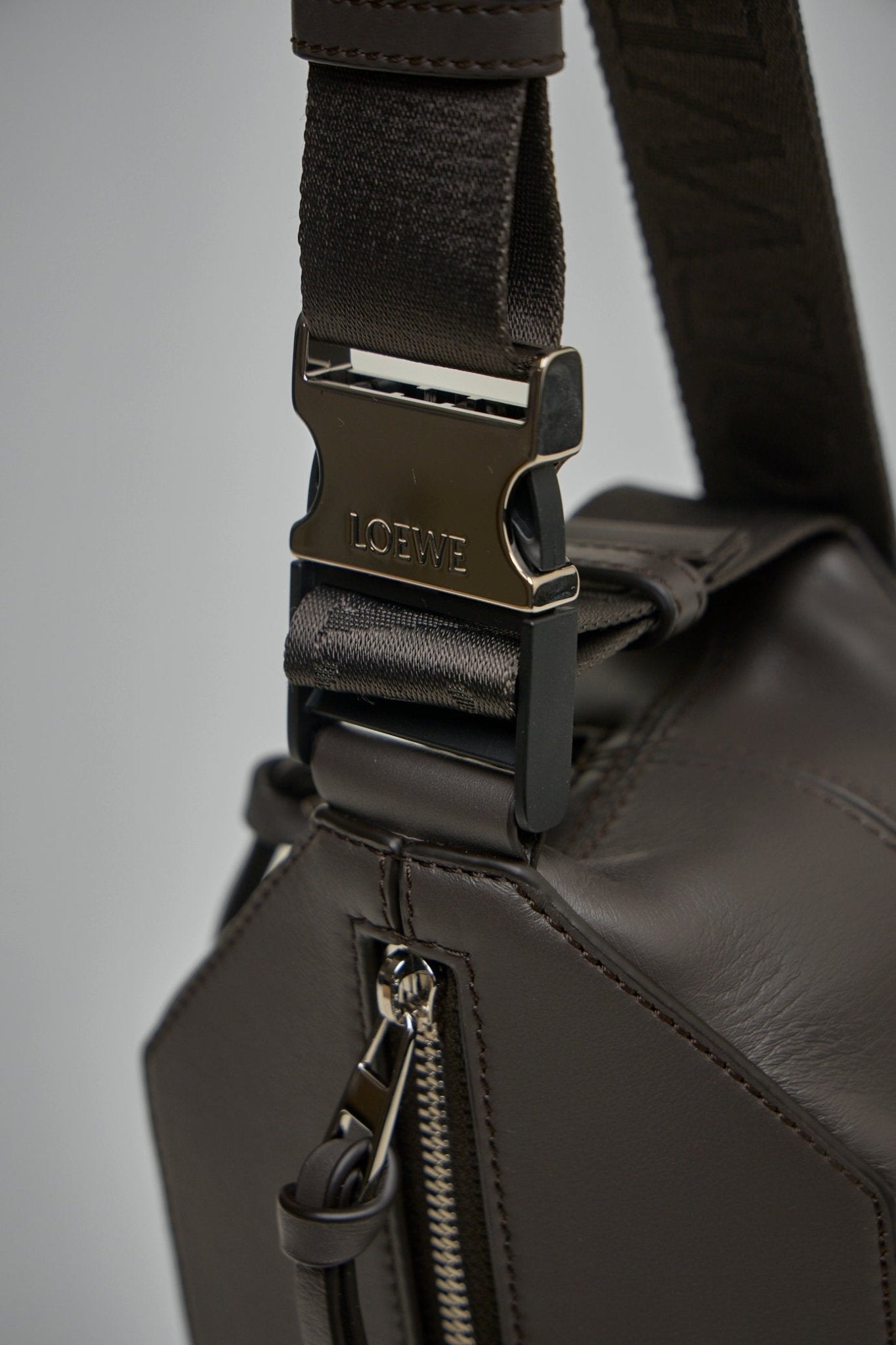 Loewe - Convertible Sling - LABELS