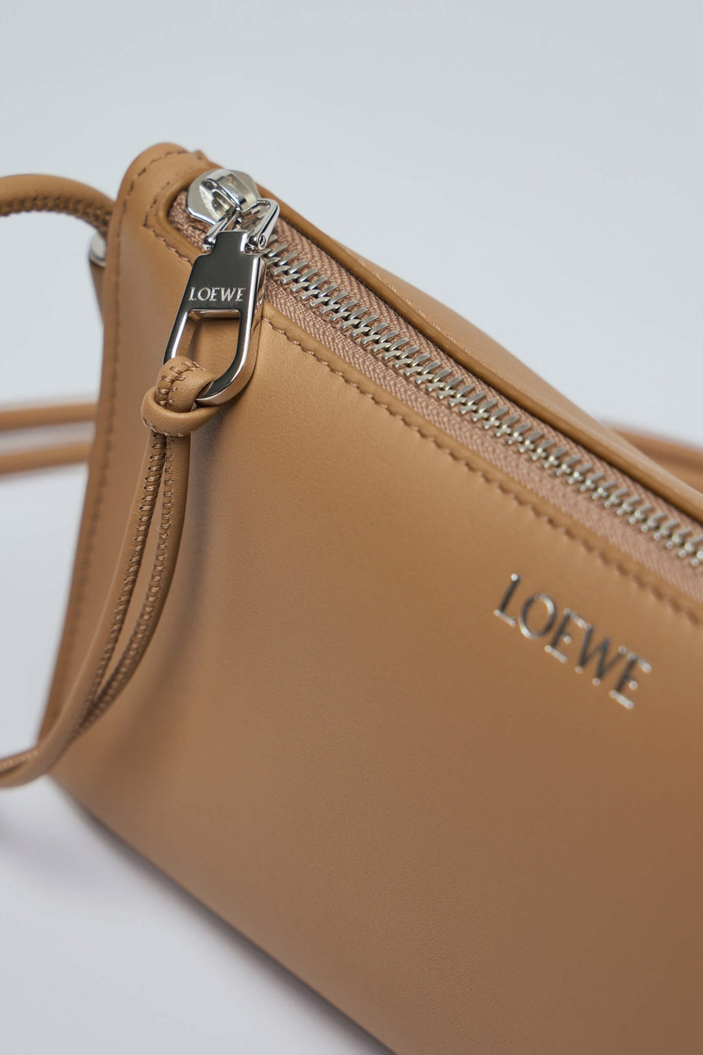 Loewe - Glim Pouch - LABELS