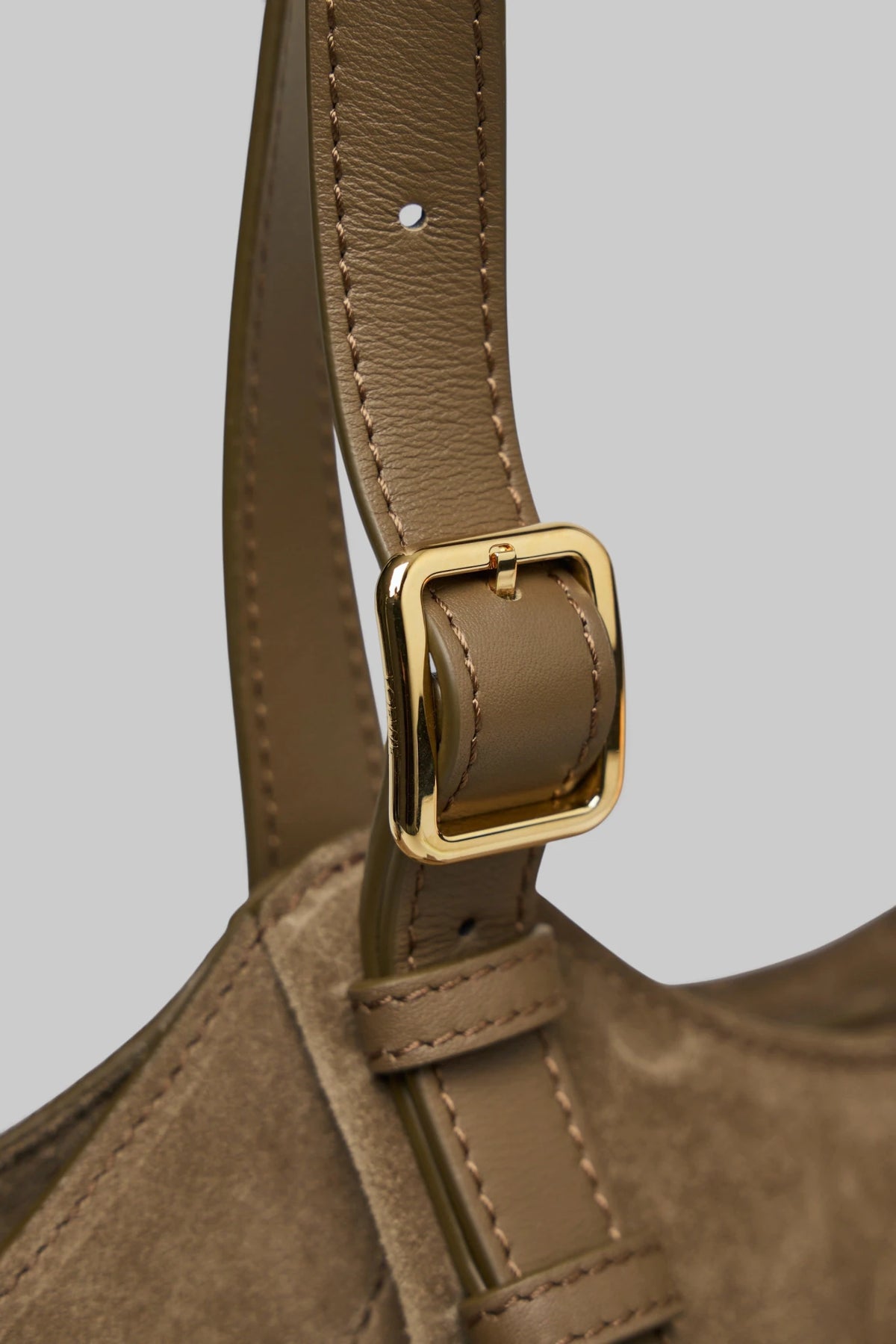 Loewe - Hammock Flip Suede M - LABELS