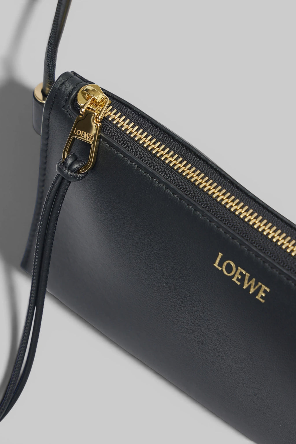 Loewe - Joya Pouch - LABELS