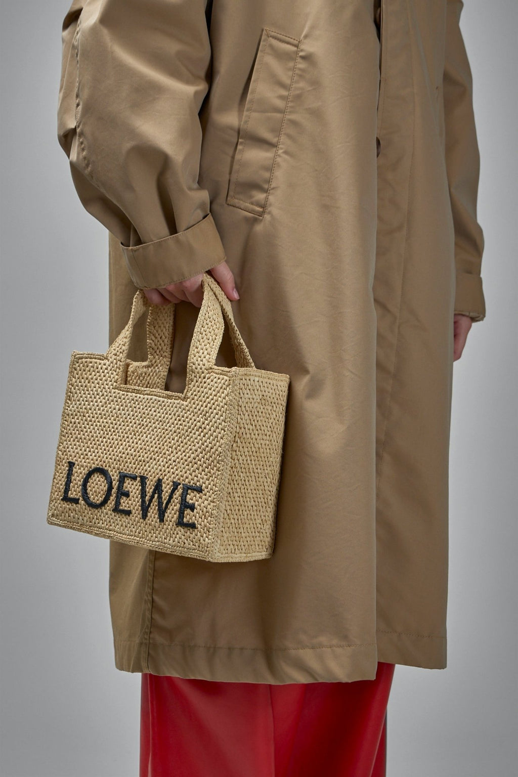 Loewe - Loewe Font Tote Small Bag - LABELS